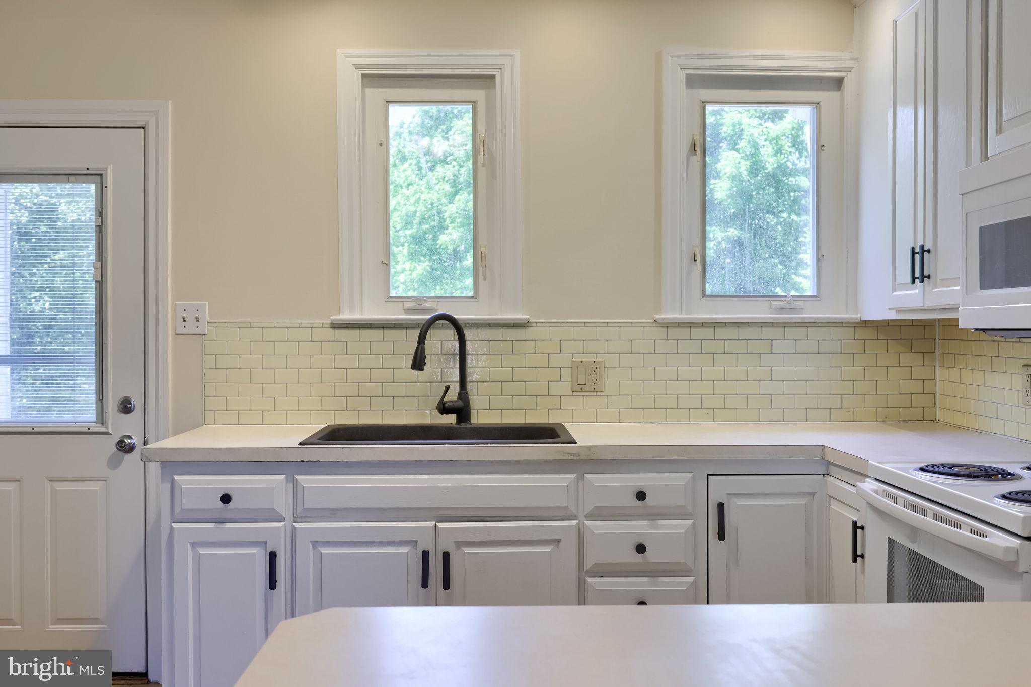 MILLERSVILLE - Residential
