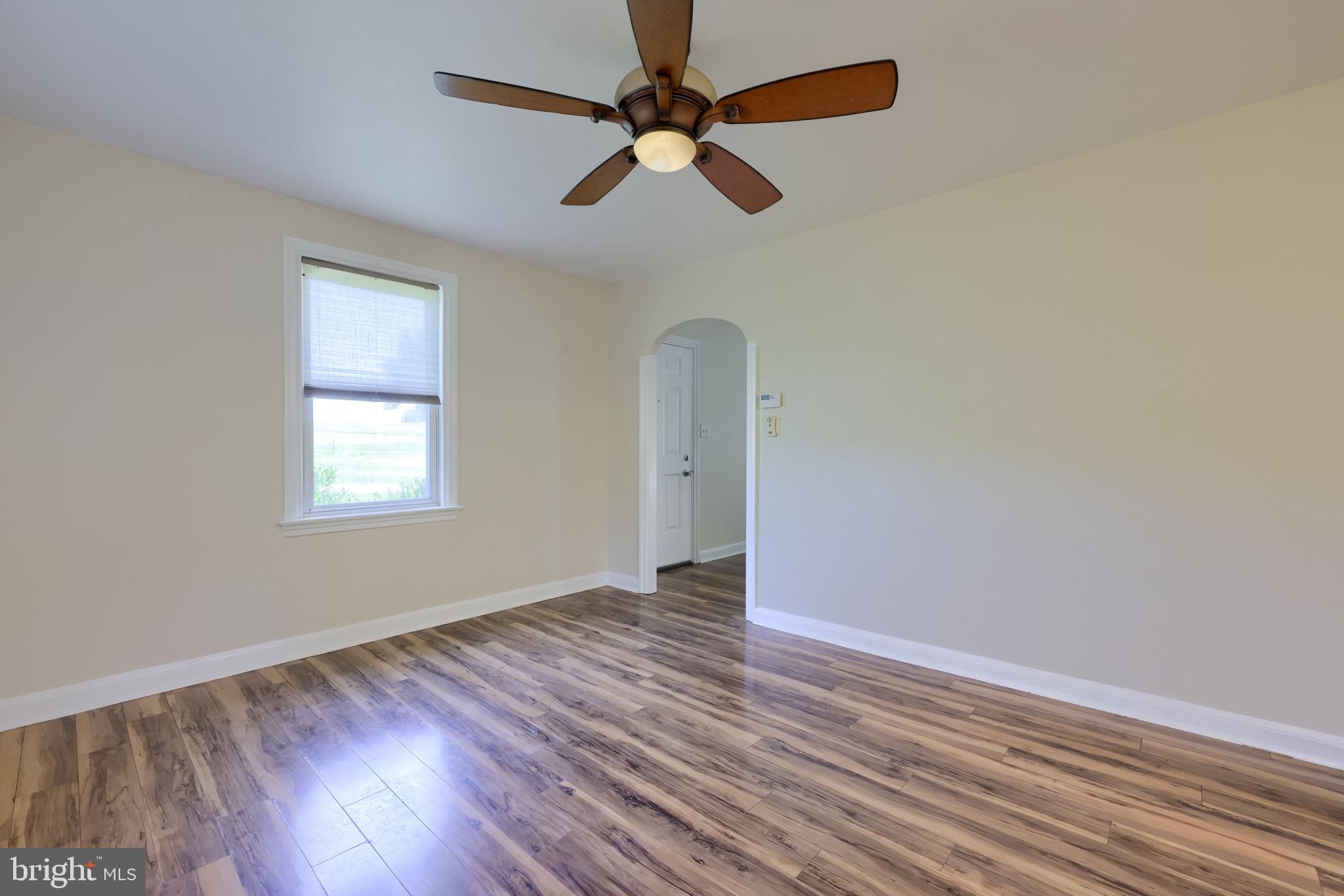MILLERSVILLE - Residential