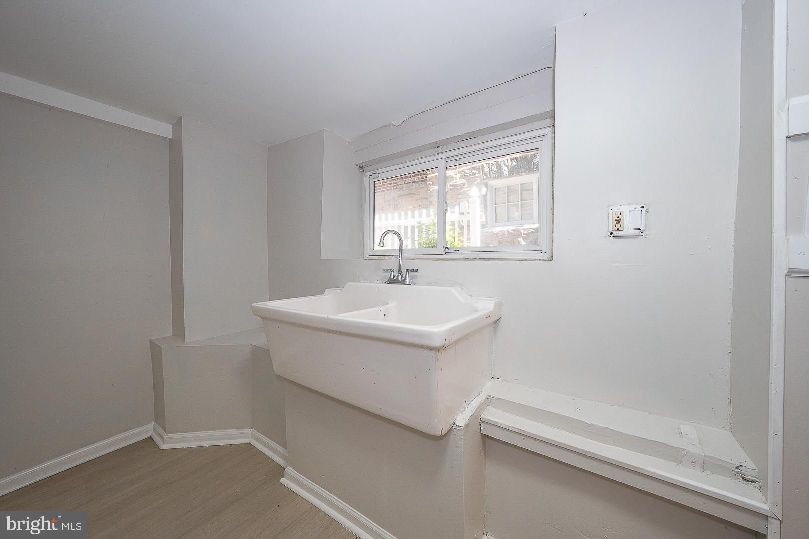 COBBS CREEK - Residential