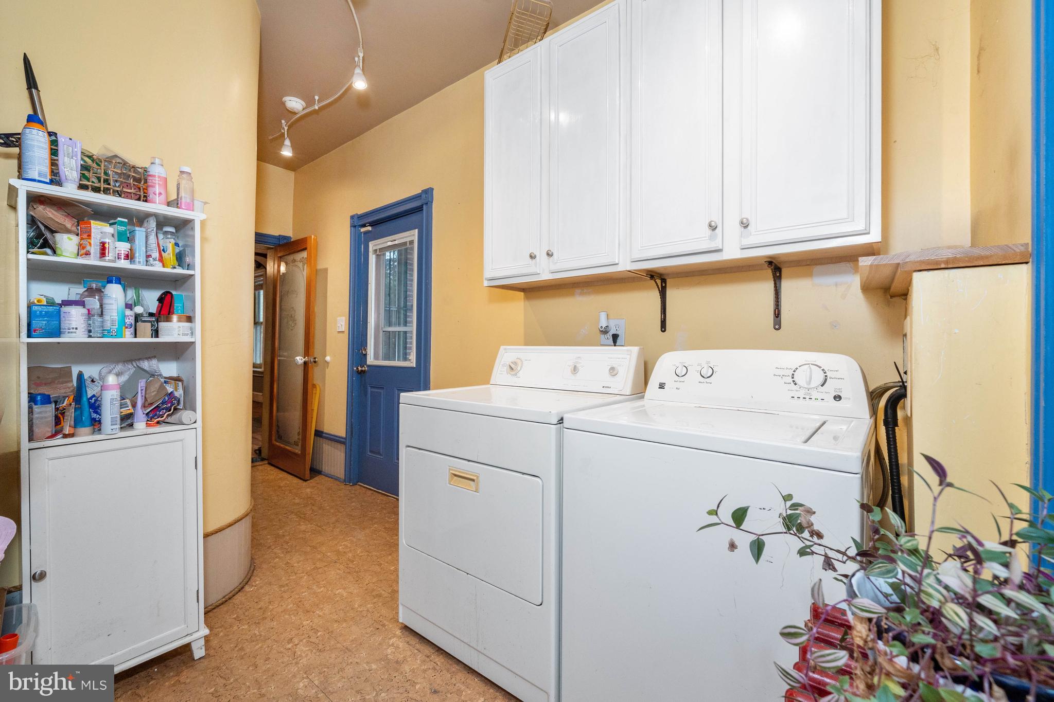 TRINITY VICINITY - Residential