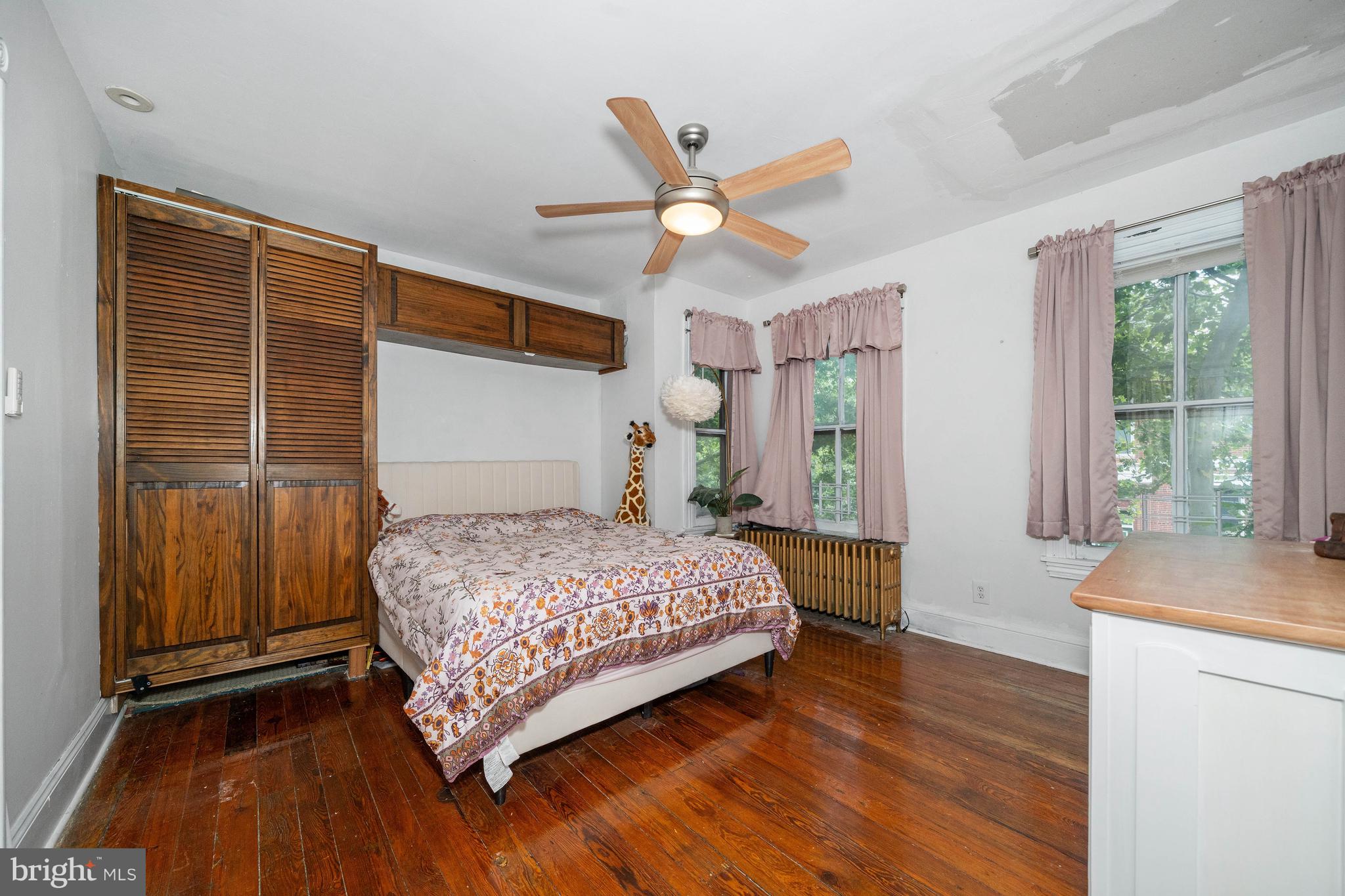 TRINITY VICINITY - Residential