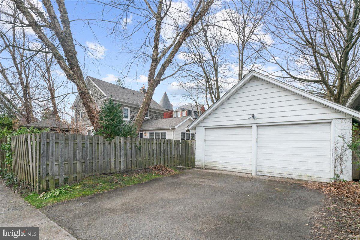 NARBERTH - Residential