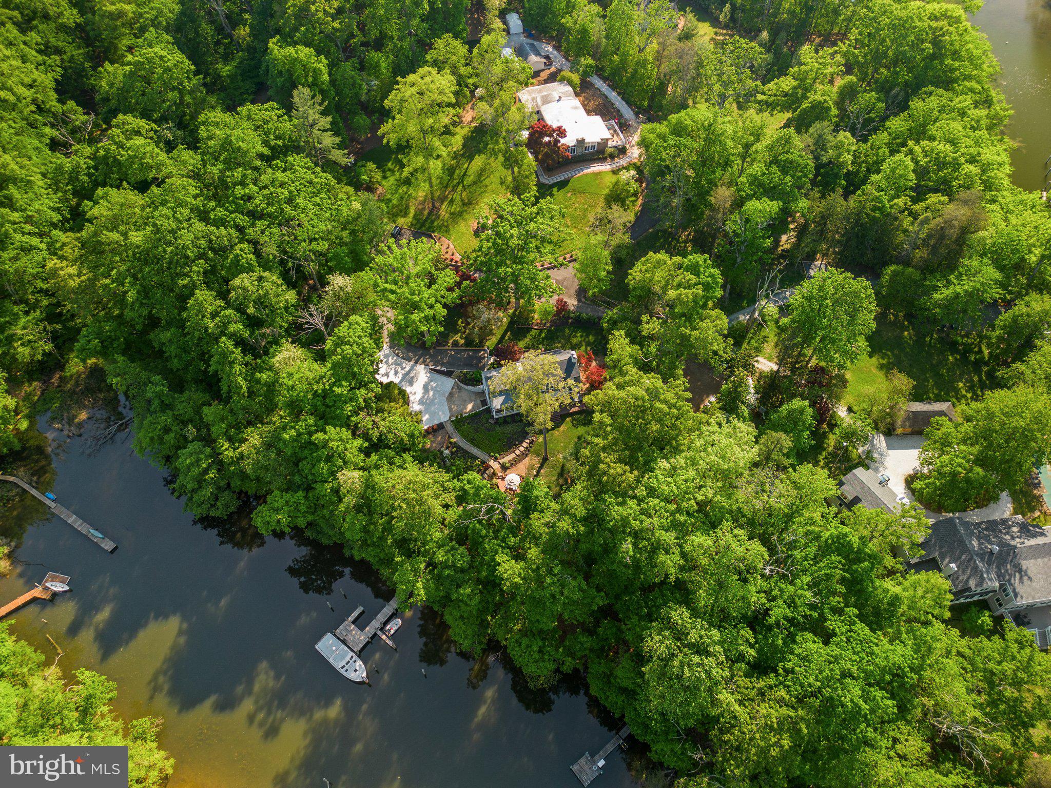 TUCKER - Residential