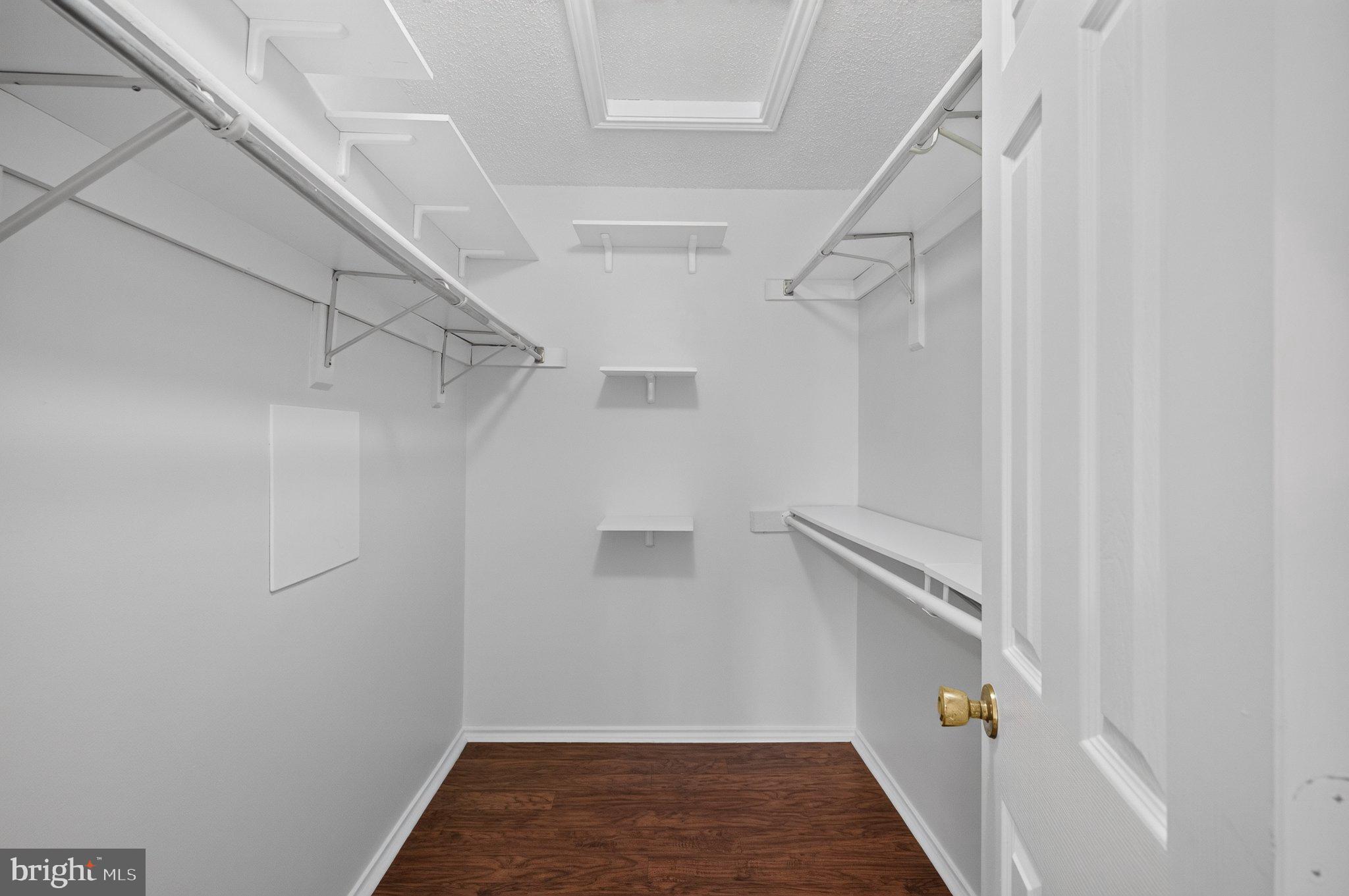 ASHBURN FARM - Residential