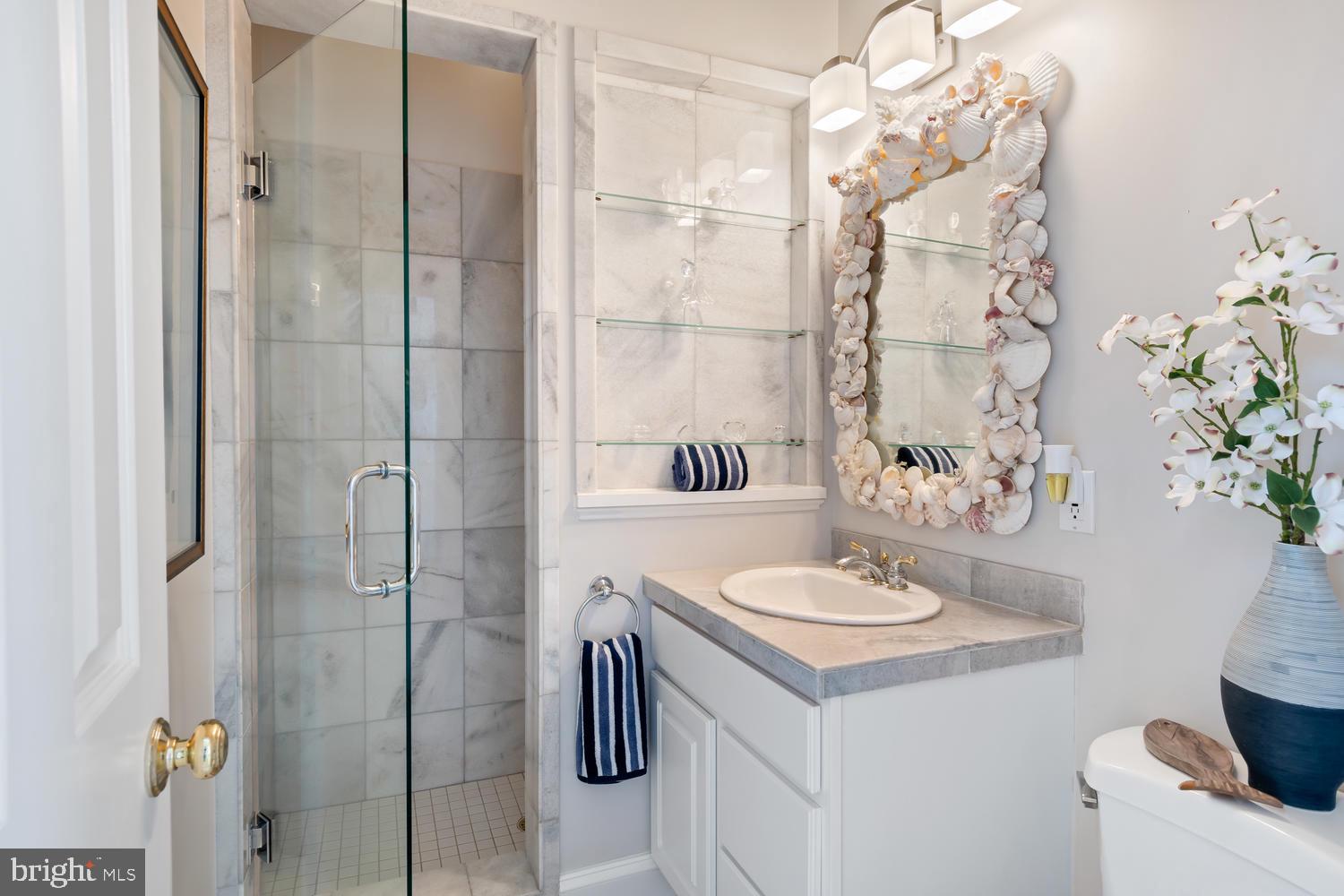 GOOSE POINT ESTATES - Residential