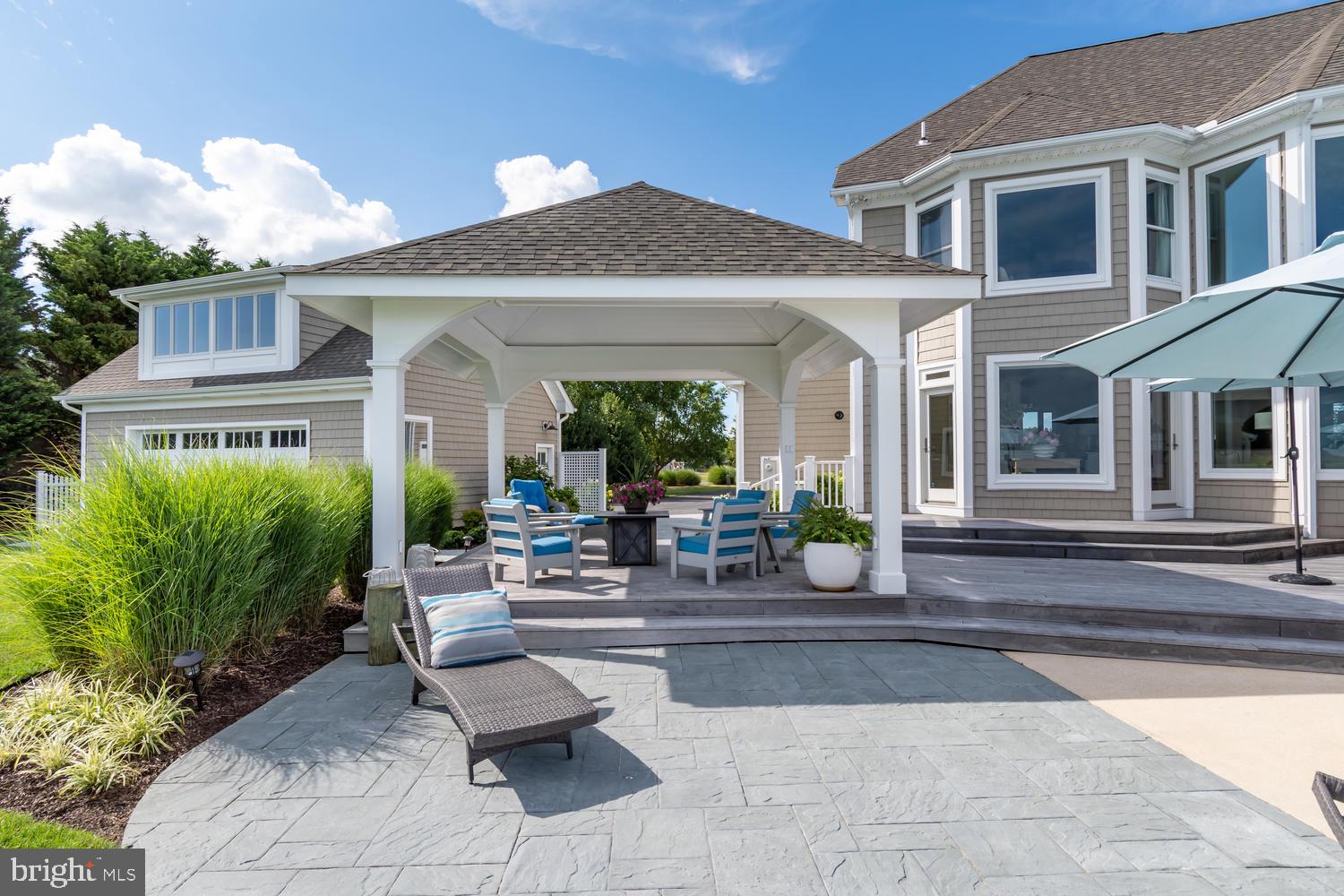 GOOSE POINT ESTATES - Residential
