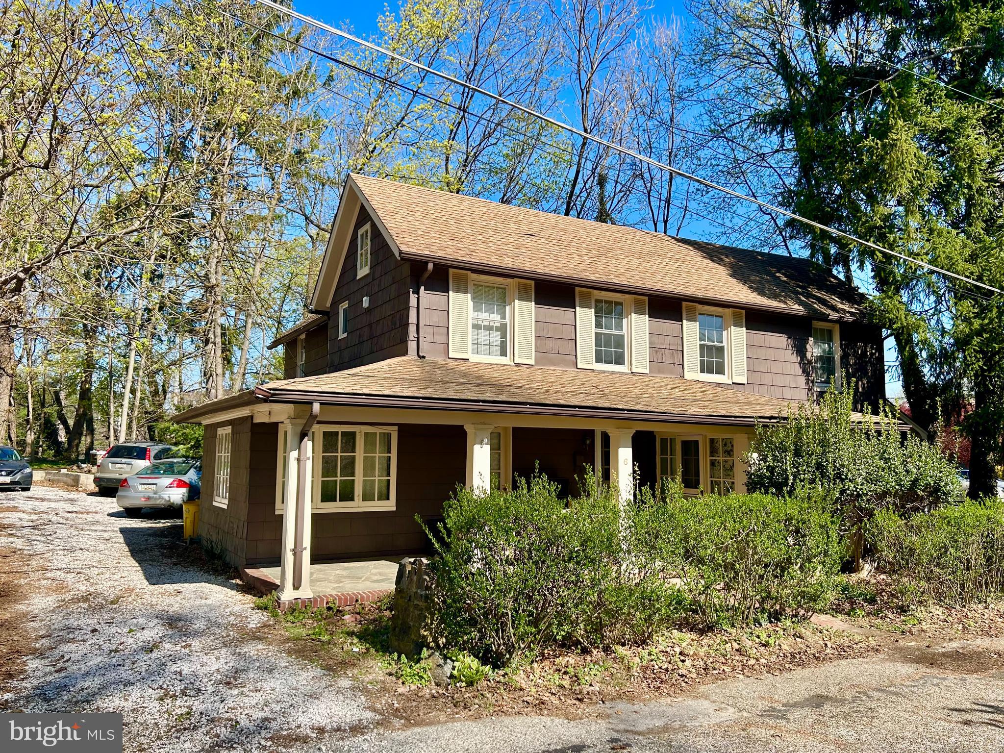 YORK MANOR - Residential Income