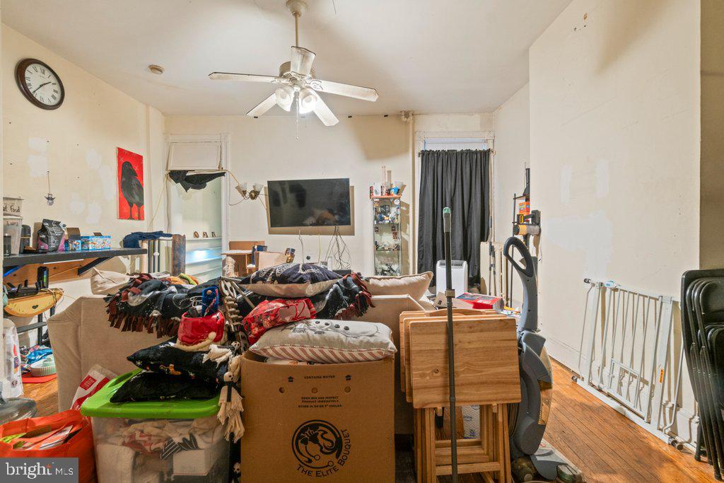 CHARLES VILLAGE - Residential Income