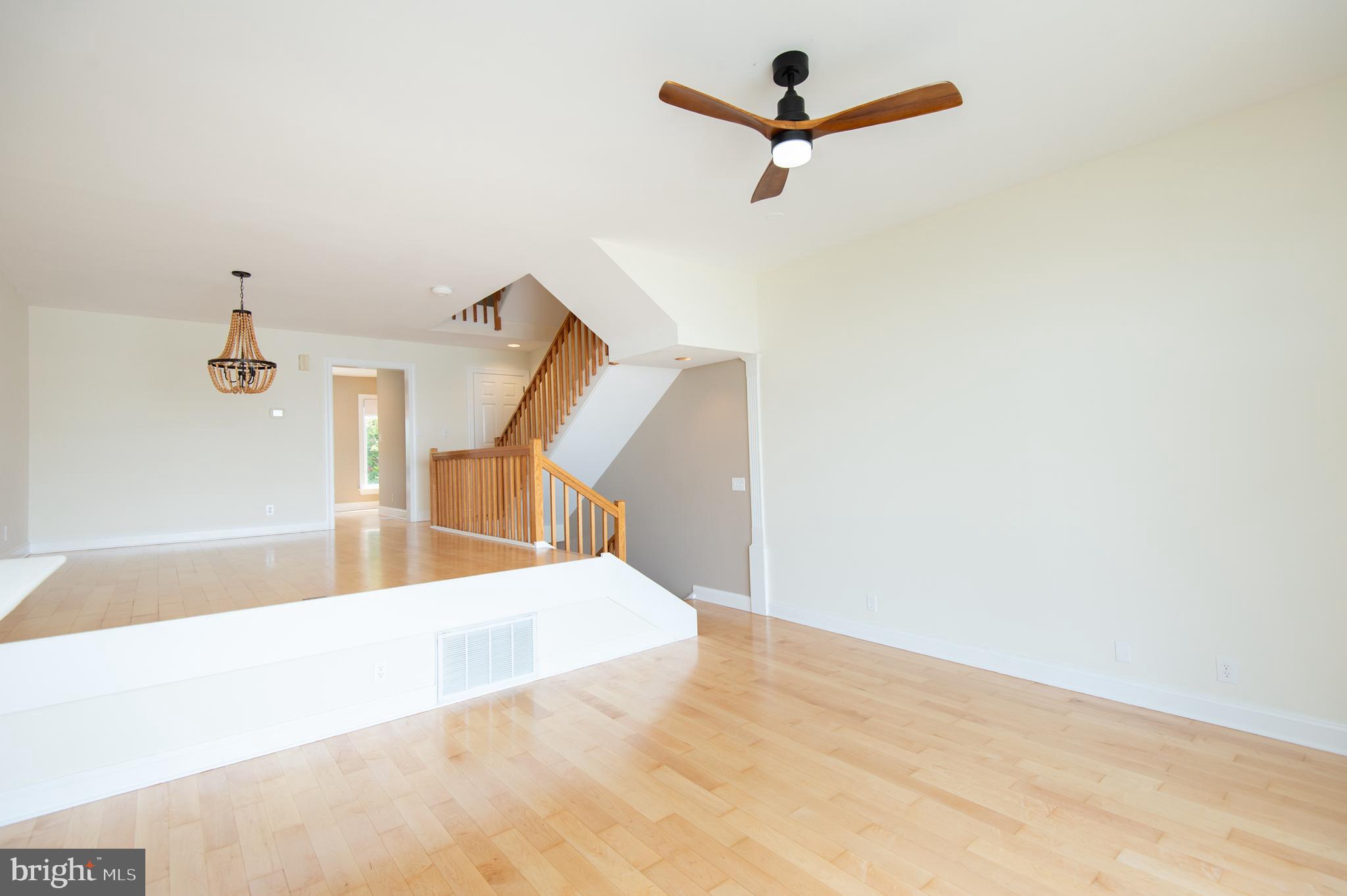 CAMBRIDGE LANDING - Residential