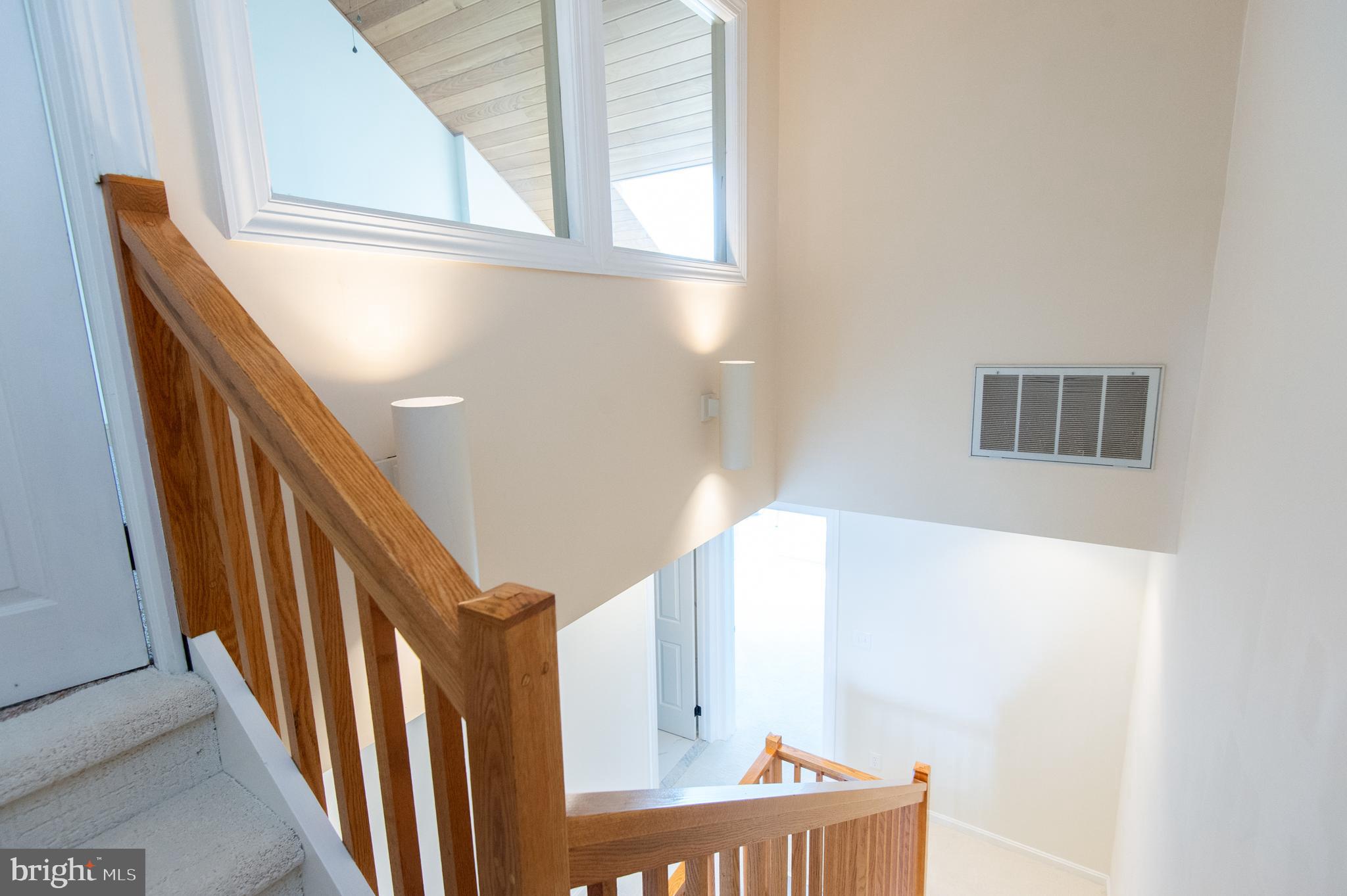 CAMBRIDGE LANDING - Residential