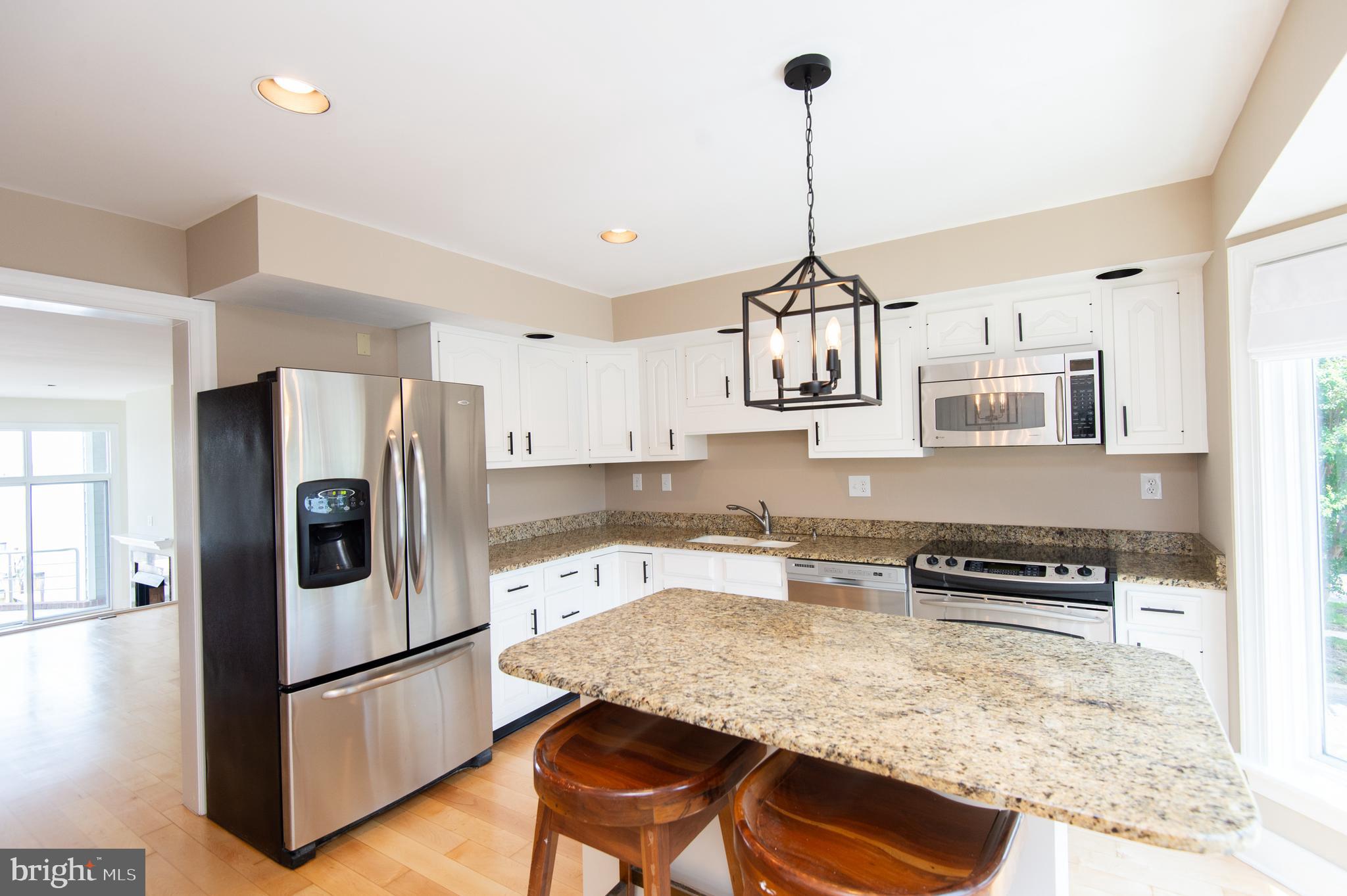 CAMBRIDGE LANDING - Residential