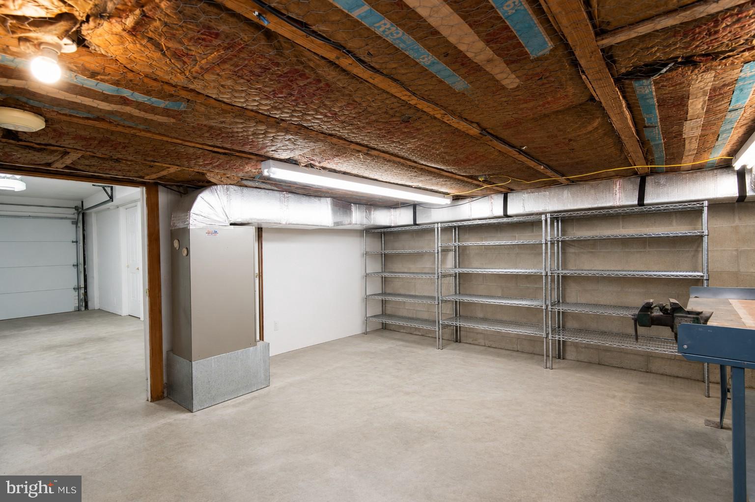CAMBRIDGE LANDING - Residential