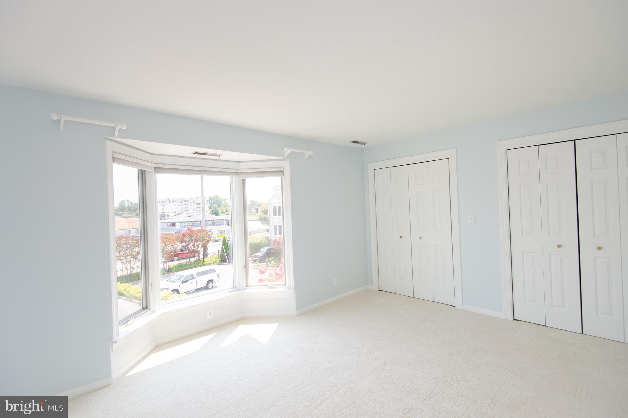 CAMBRIDGE LANDING - Residential