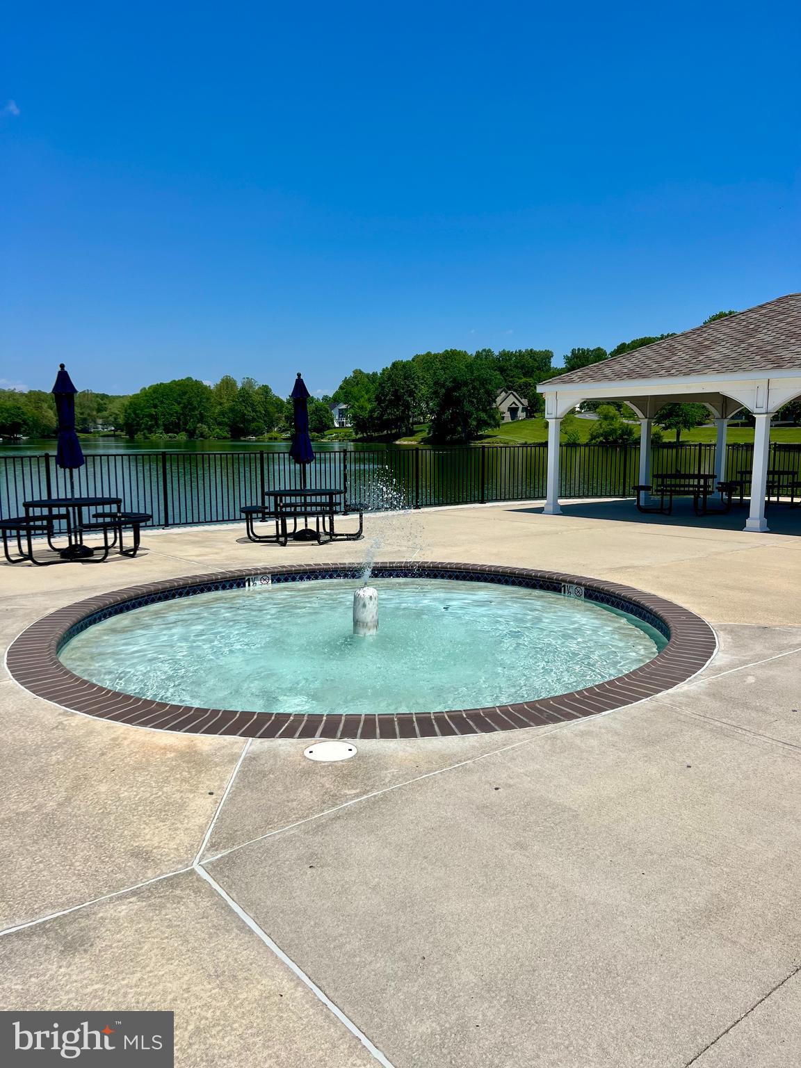 SOMERSET LAKE - Residential