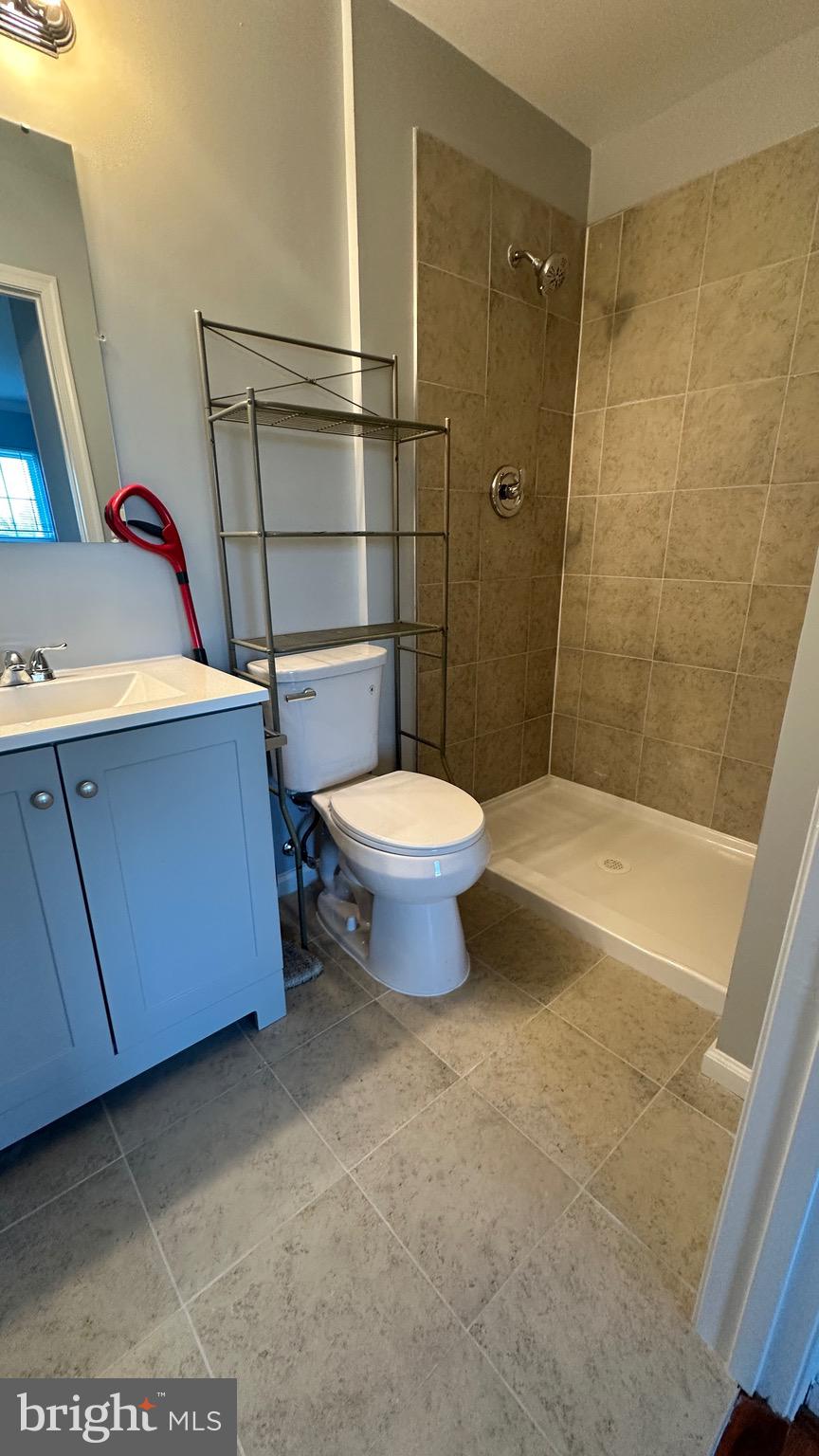 COMPTON VILLAGE - Residential Lease