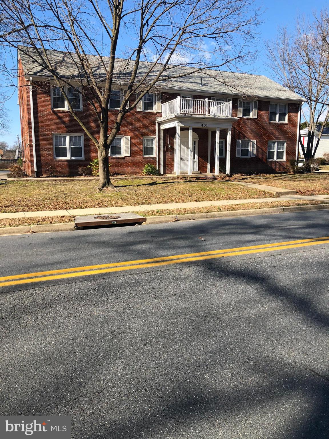 LAUREL PARK - Residential Lease