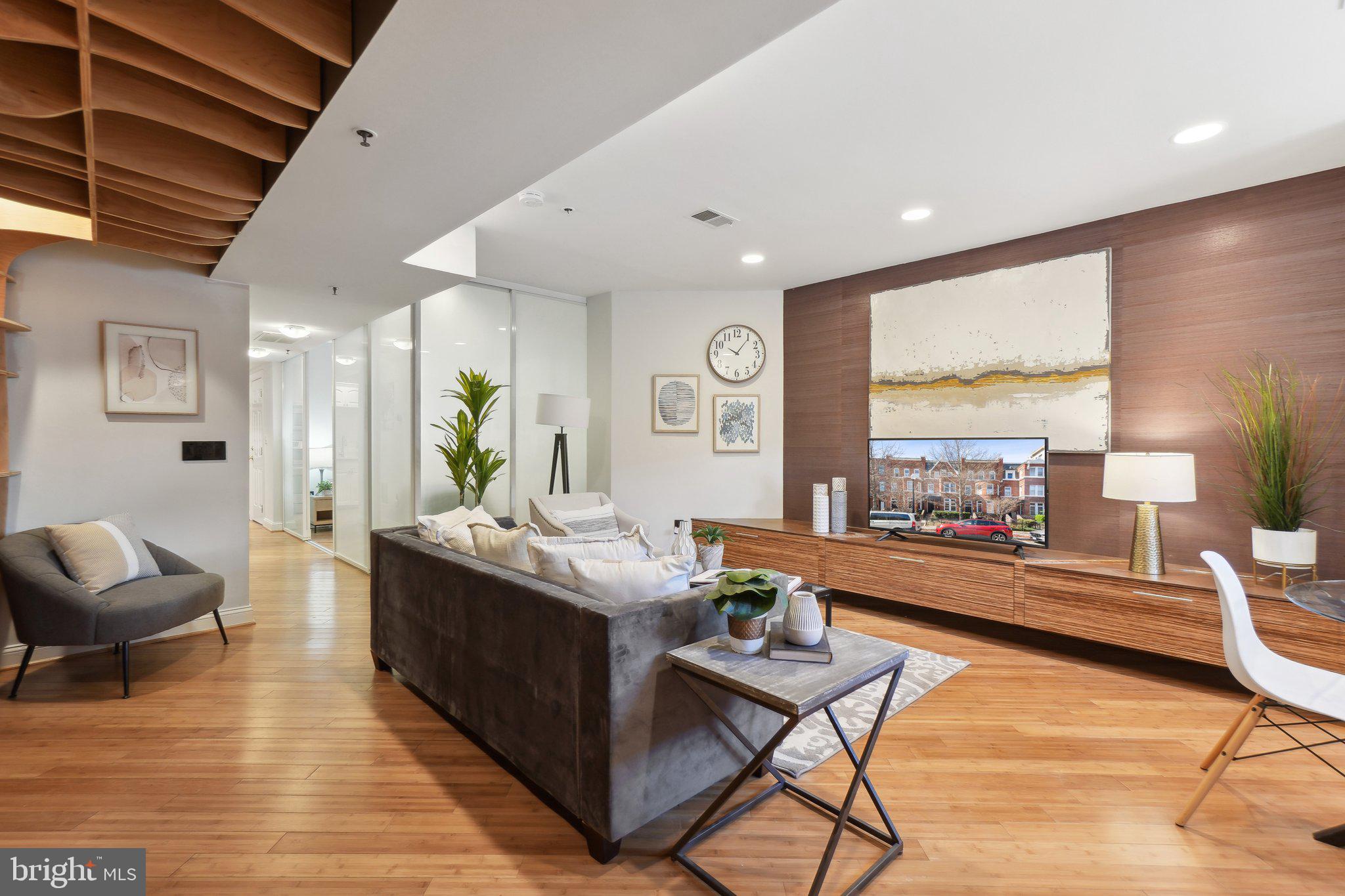 DUPONT CIRCLE - Residential