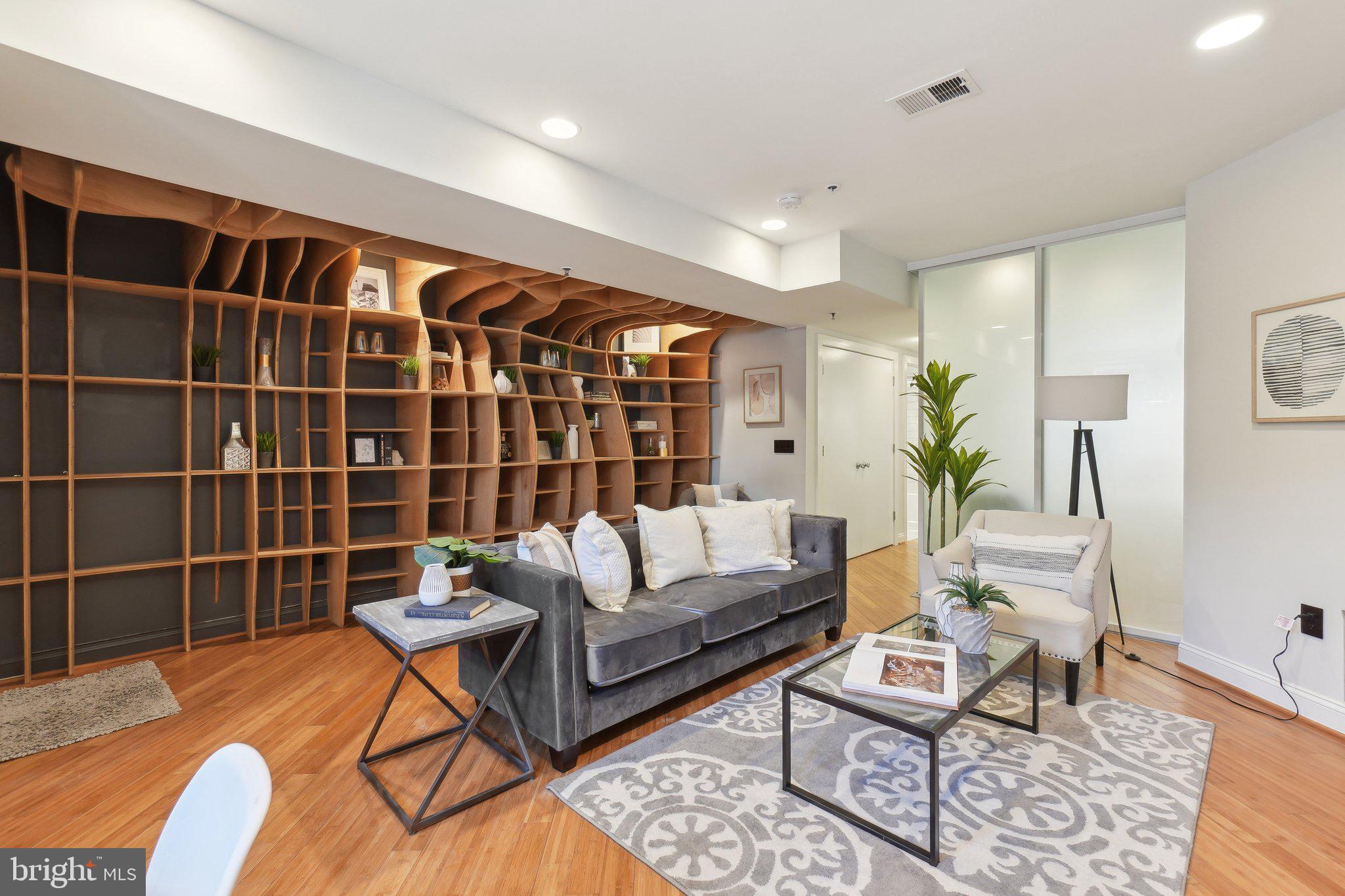 DUPONT CIRCLE - Residential
