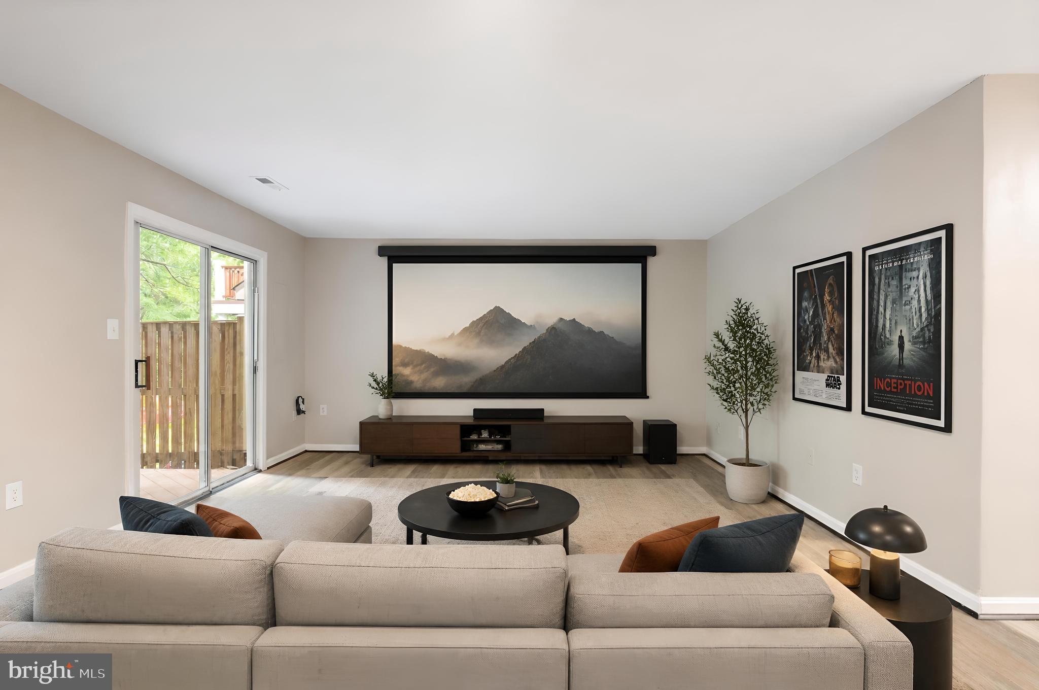 ASHBURN FARM - Residential