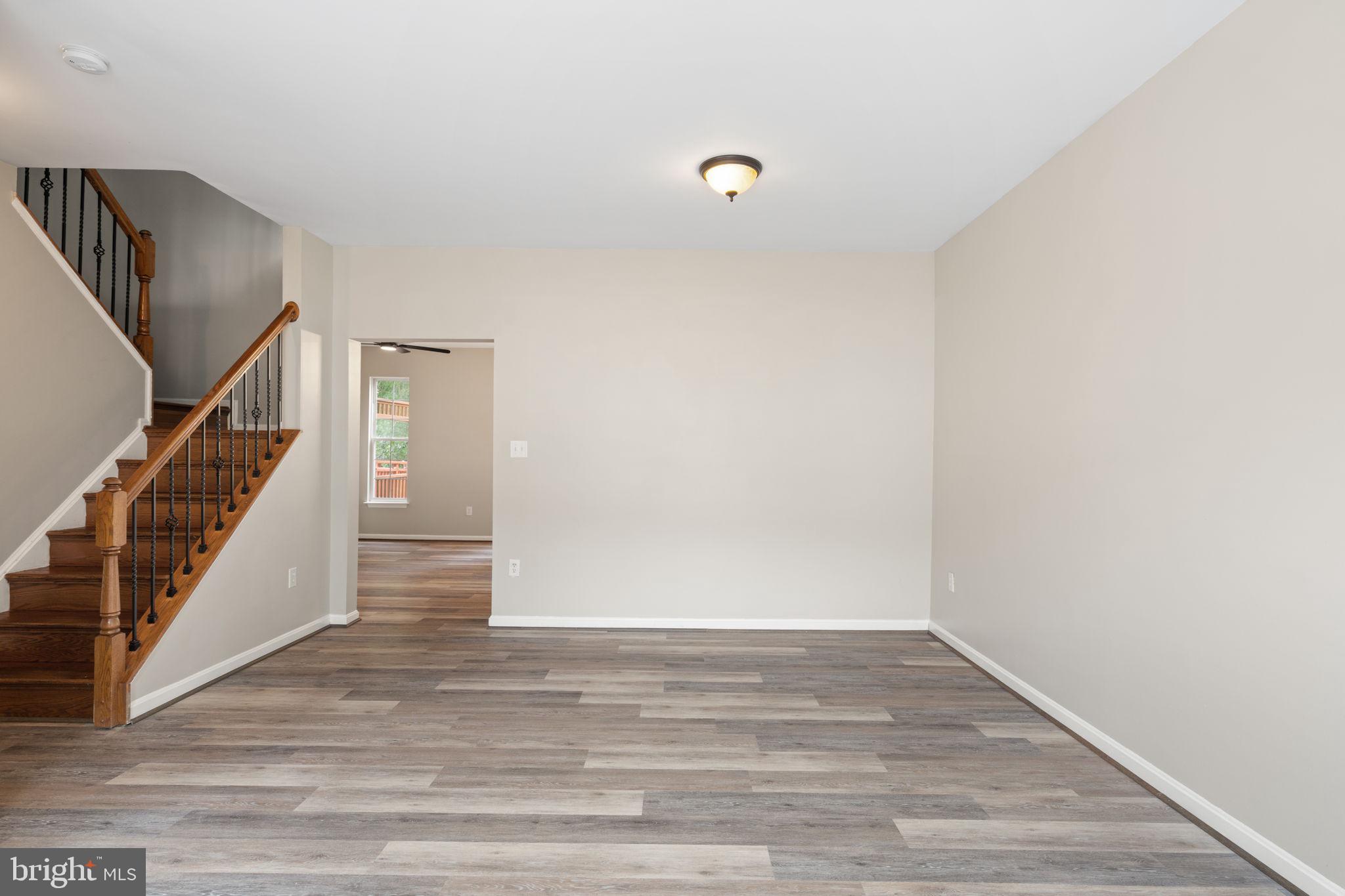 ASHBURN FARM - Residential
