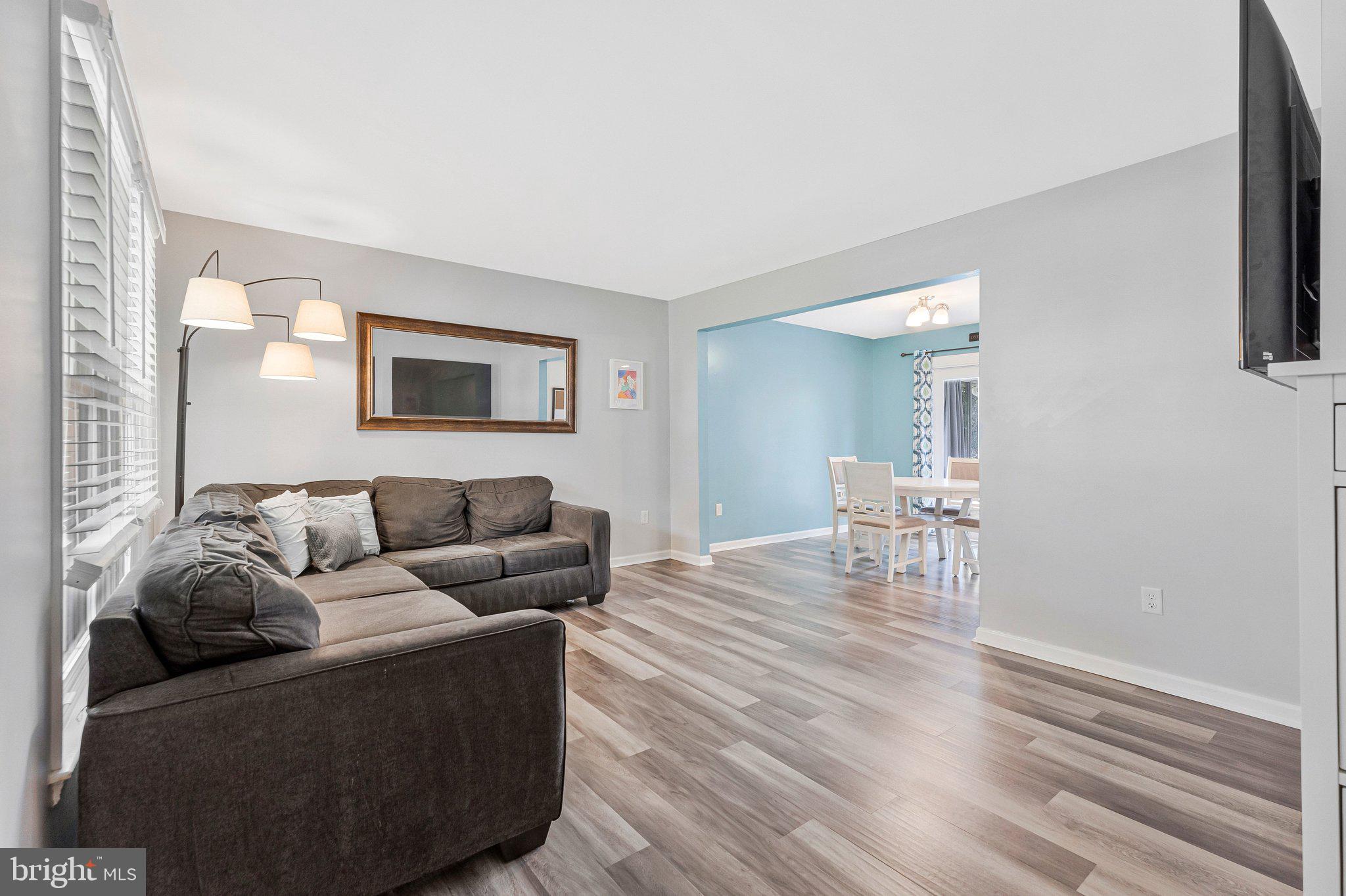 SIGNAL HILL - Residential