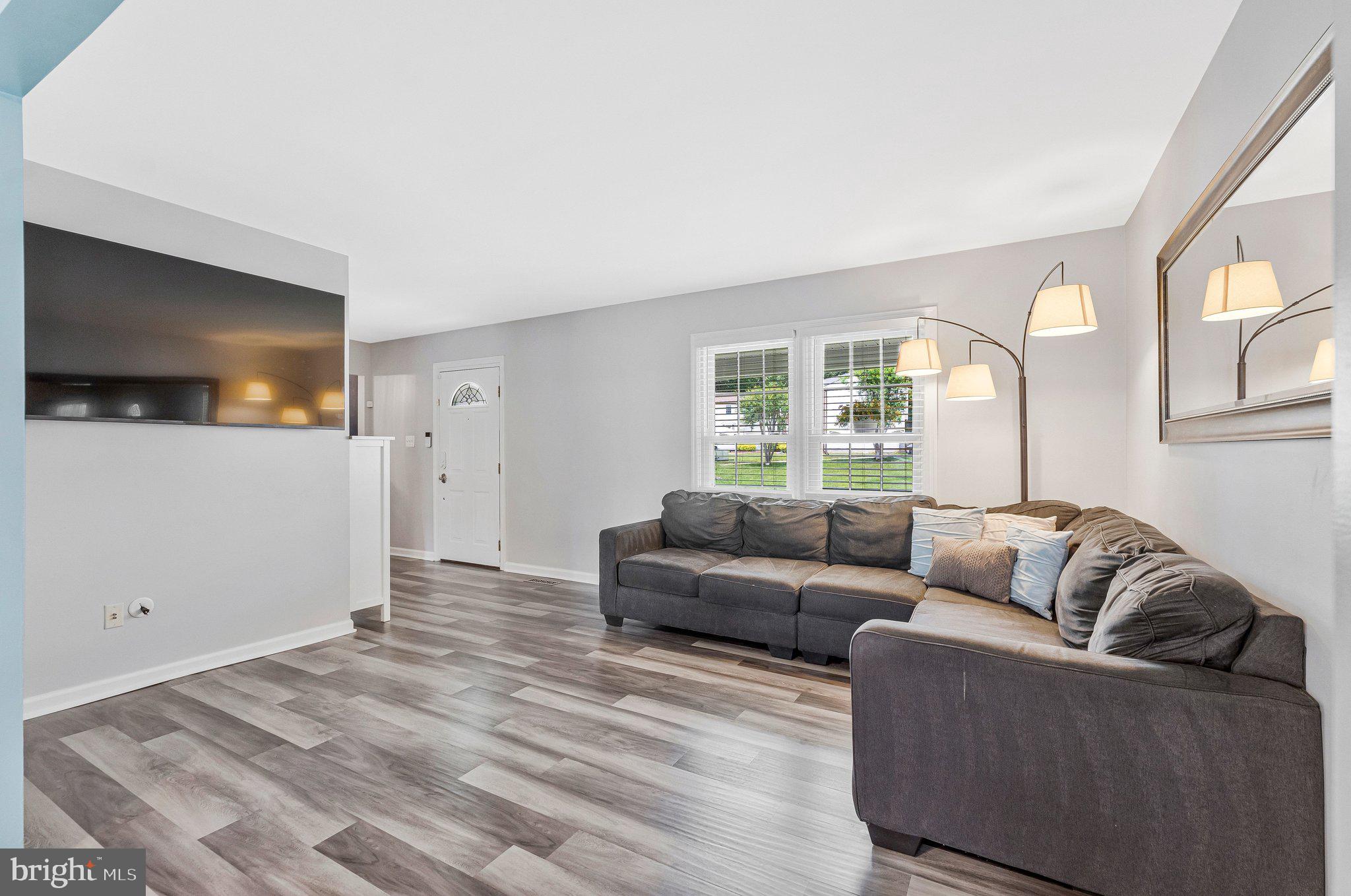 SIGNAL HILL - Residential