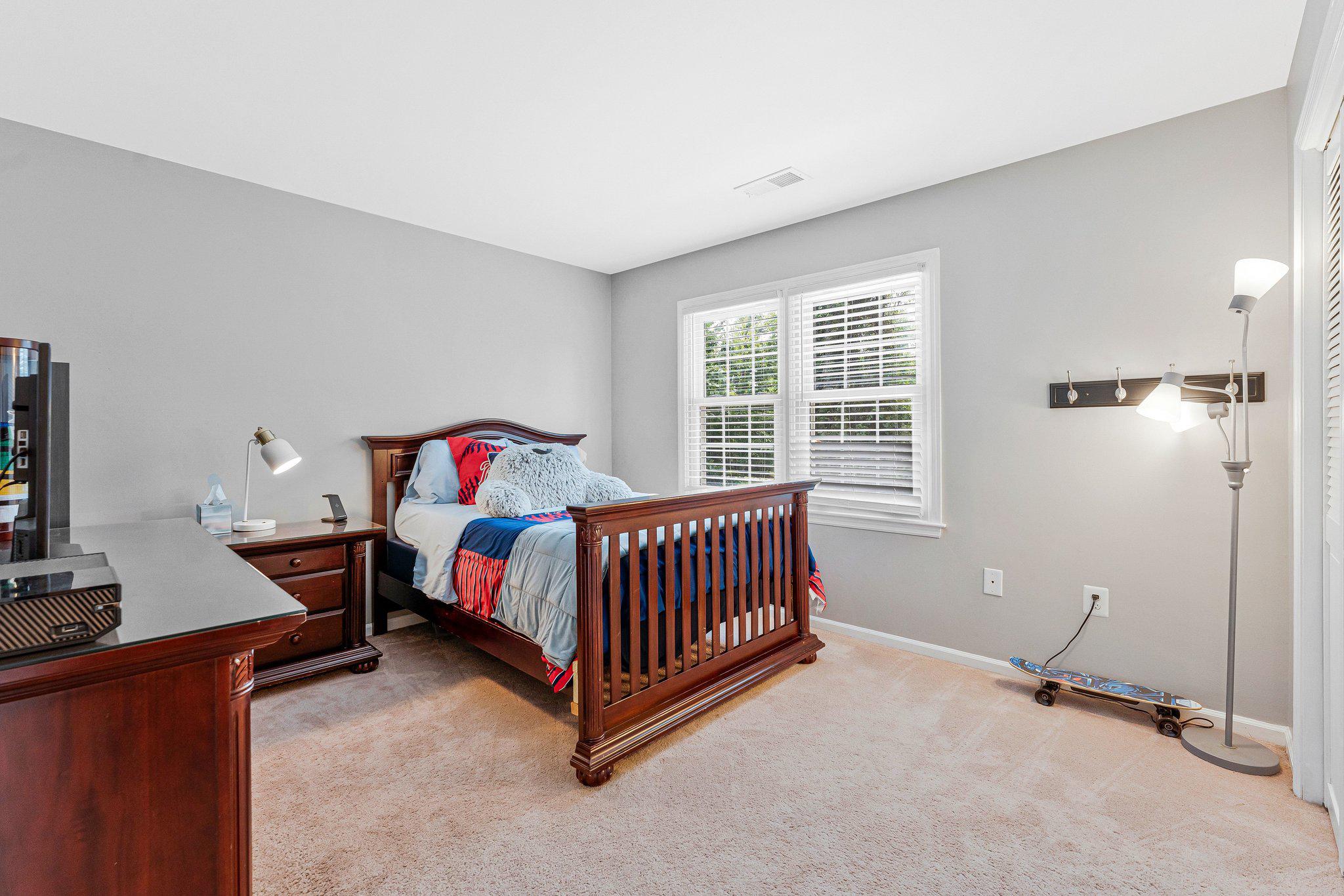 SIGNAL HILL - Residential