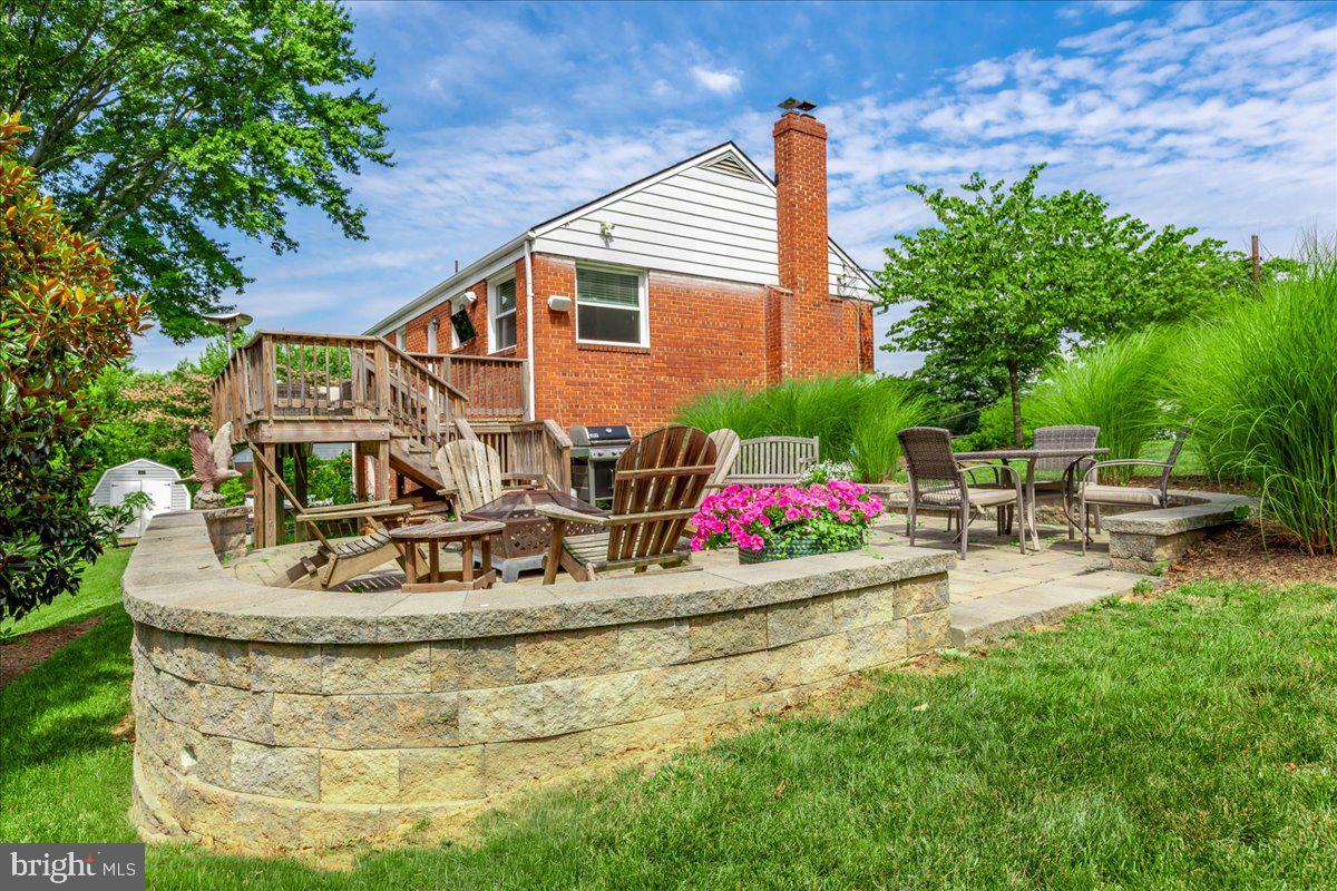 COLUMBIA PINES - Residential