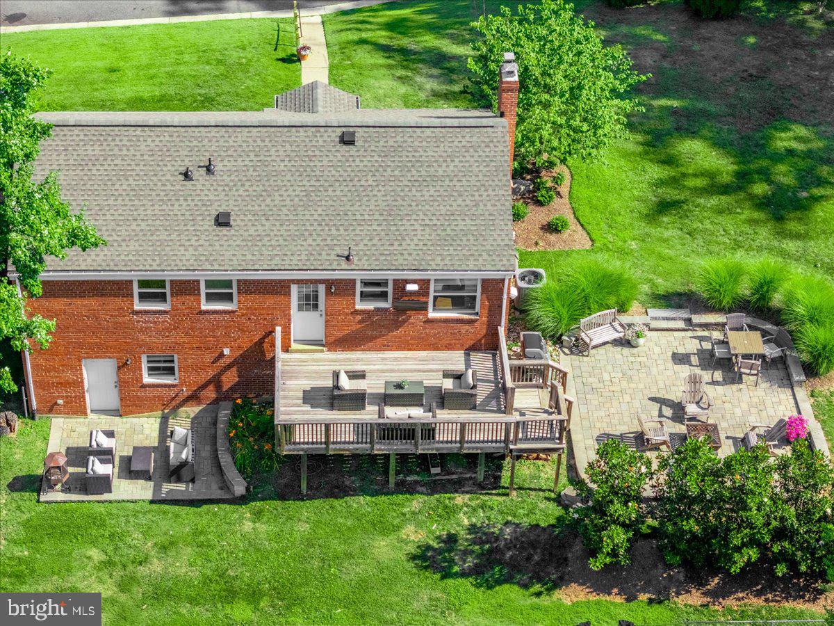 COLUMBIA PINES - Residential