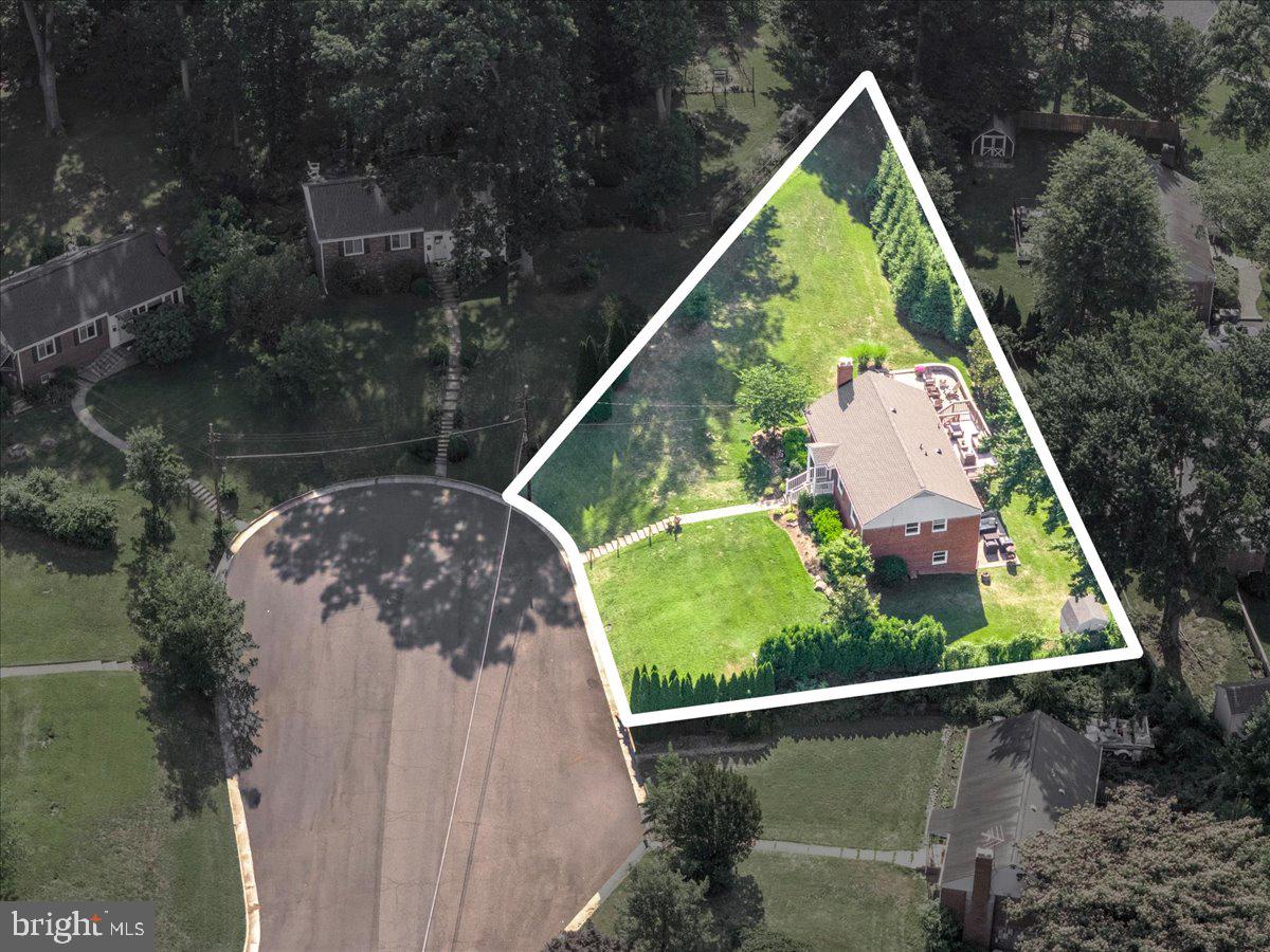 COLUMBIA PINES - Residential