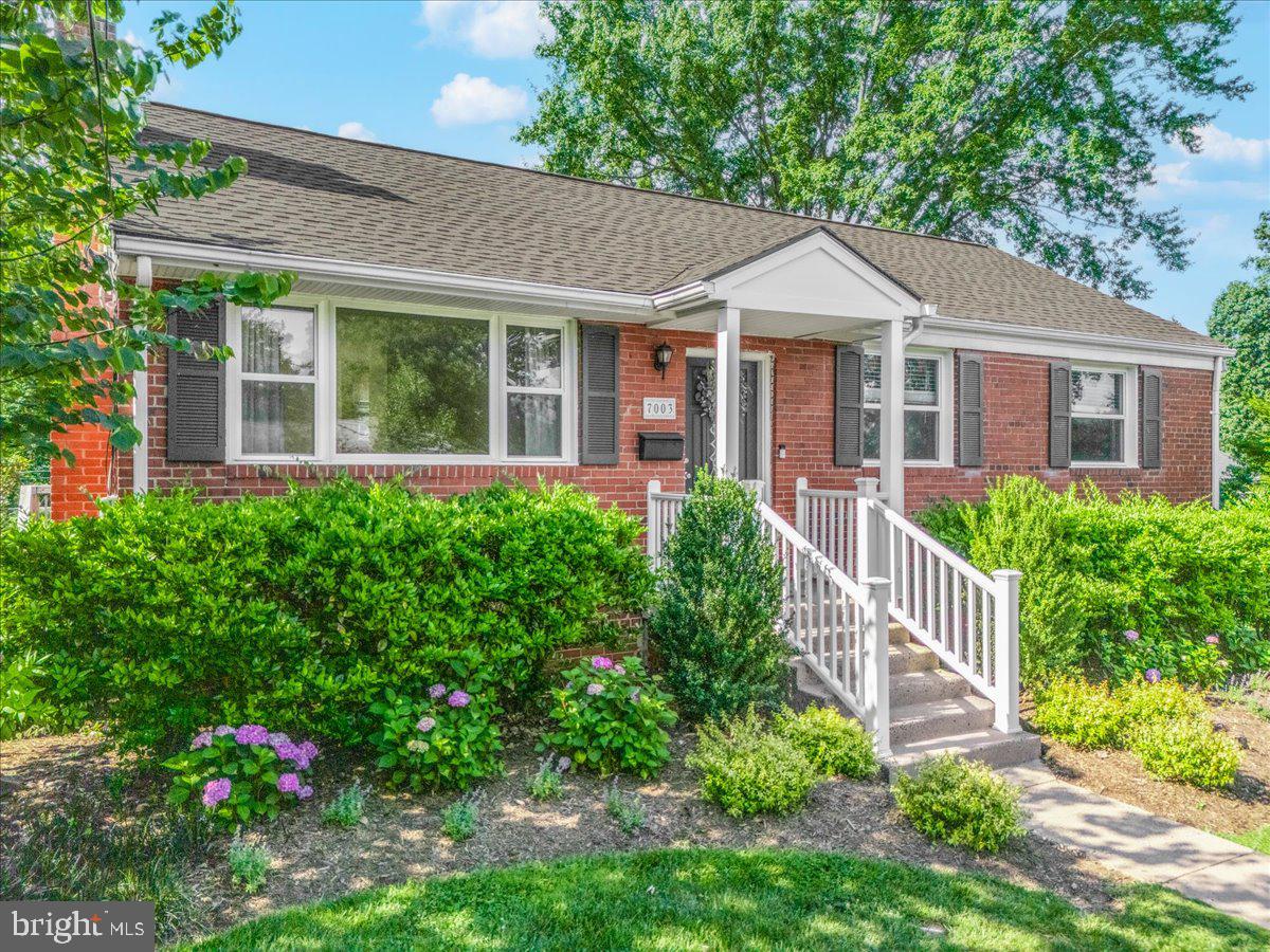 COLUMBIA PINES - Residential