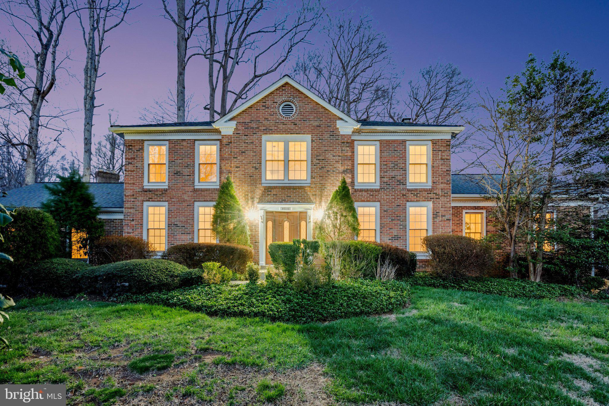 LANGLEY OAKS - Residential