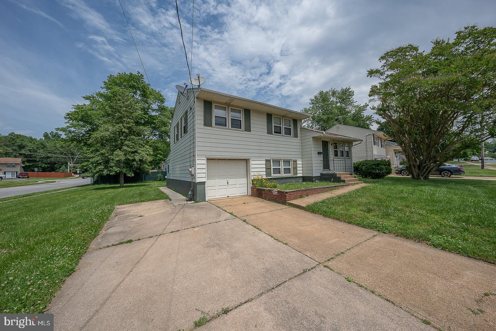 OAK HILL - Residential