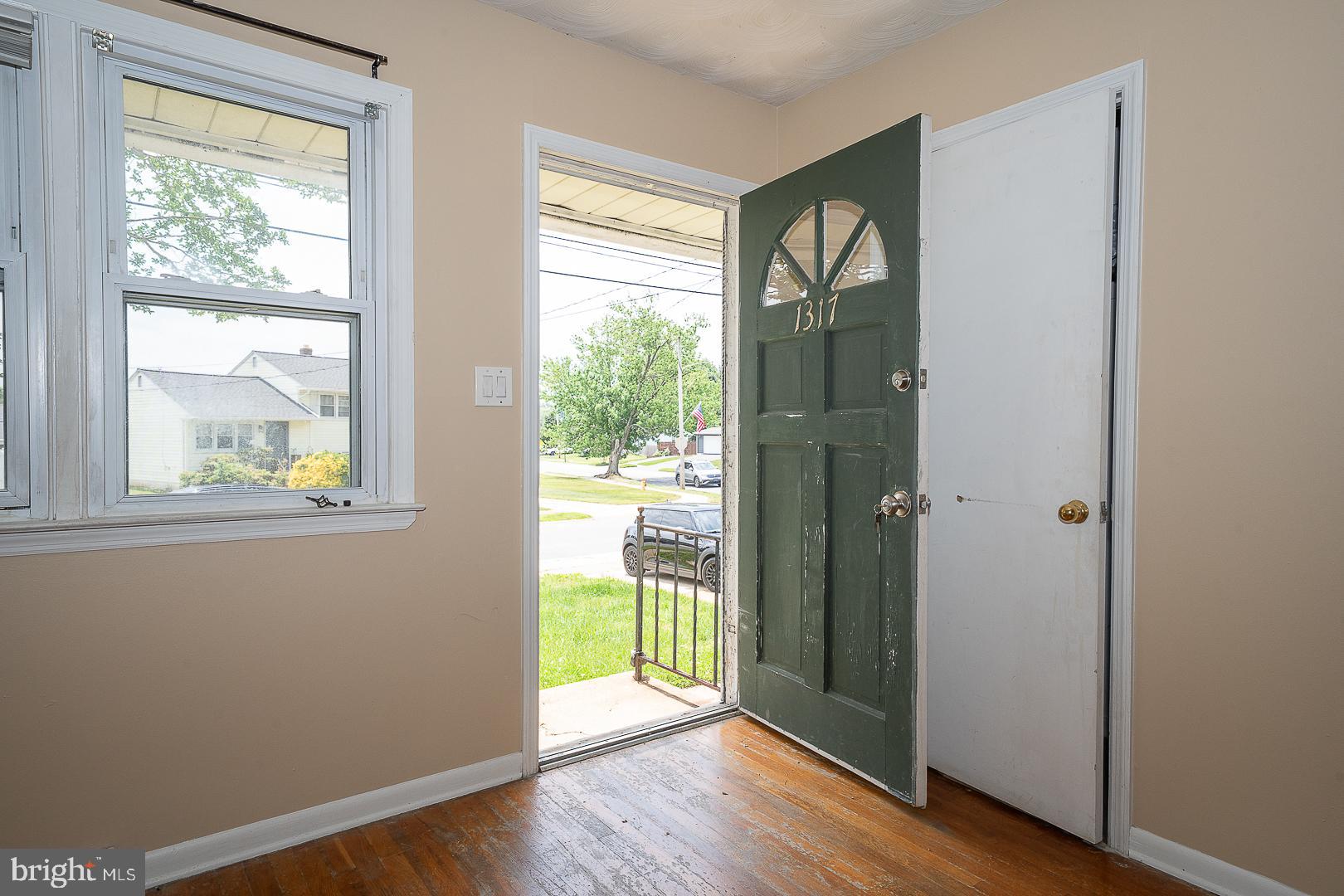 OAK HILL - Residential