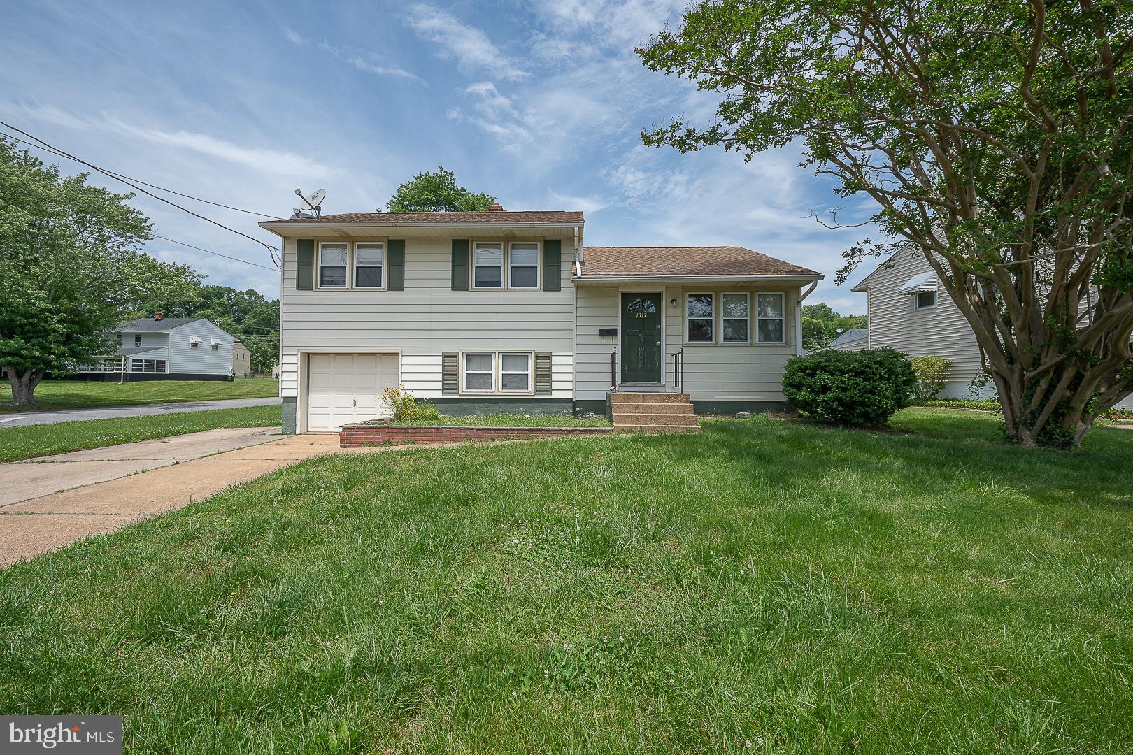 OAK HILL - Residential