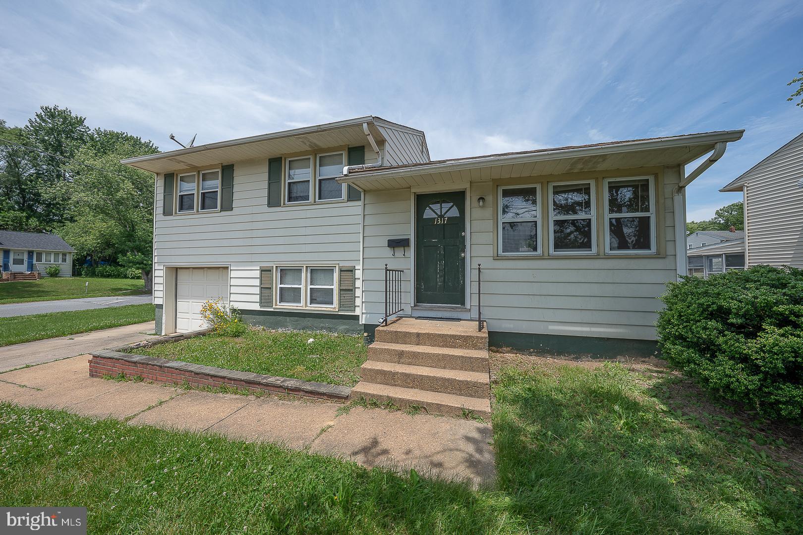 OAK HILL - Residential