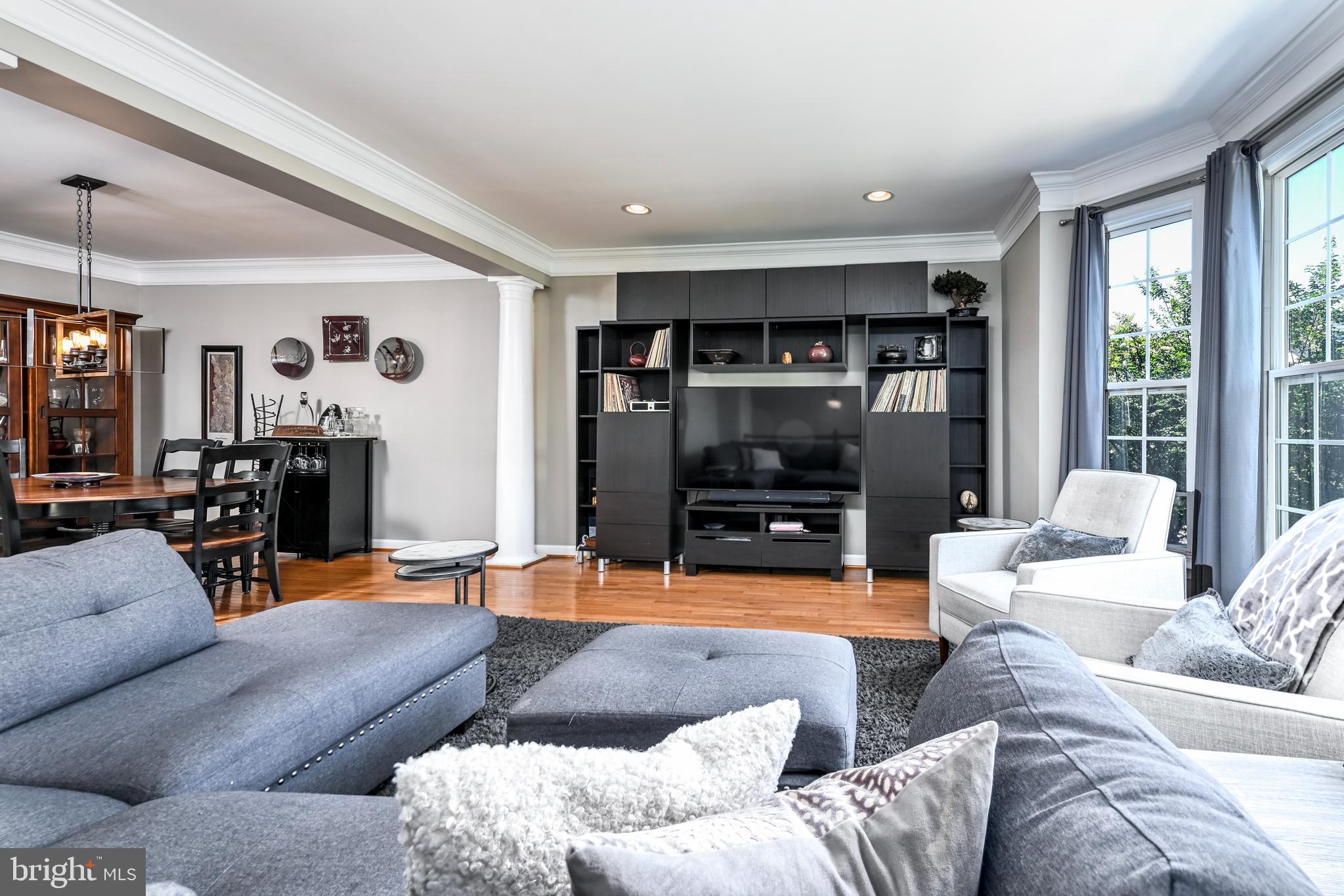 LANSDOWNE ON THE POTOMAC - Residential