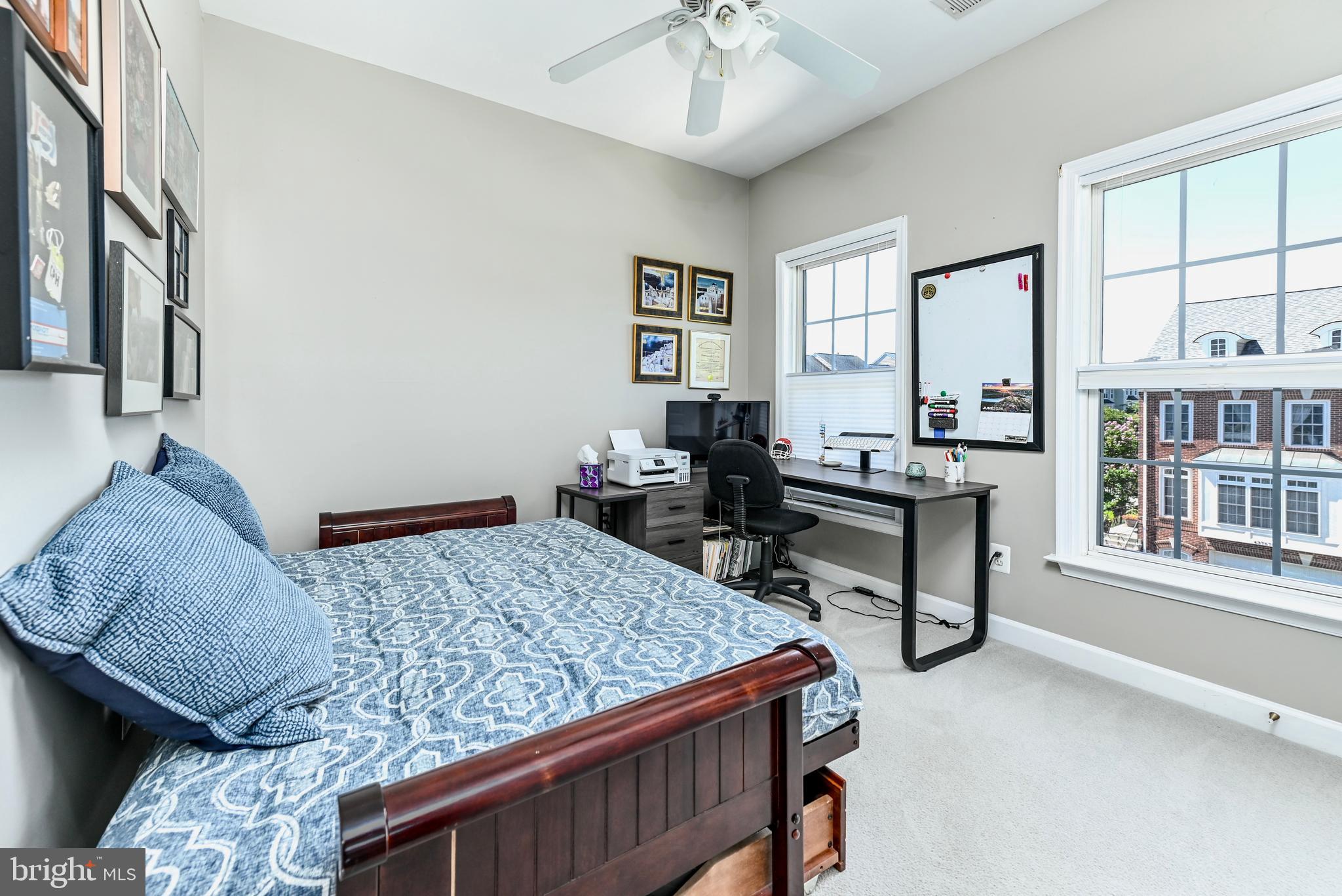 LANSDOWNE ON THE POTOMAC - Residential