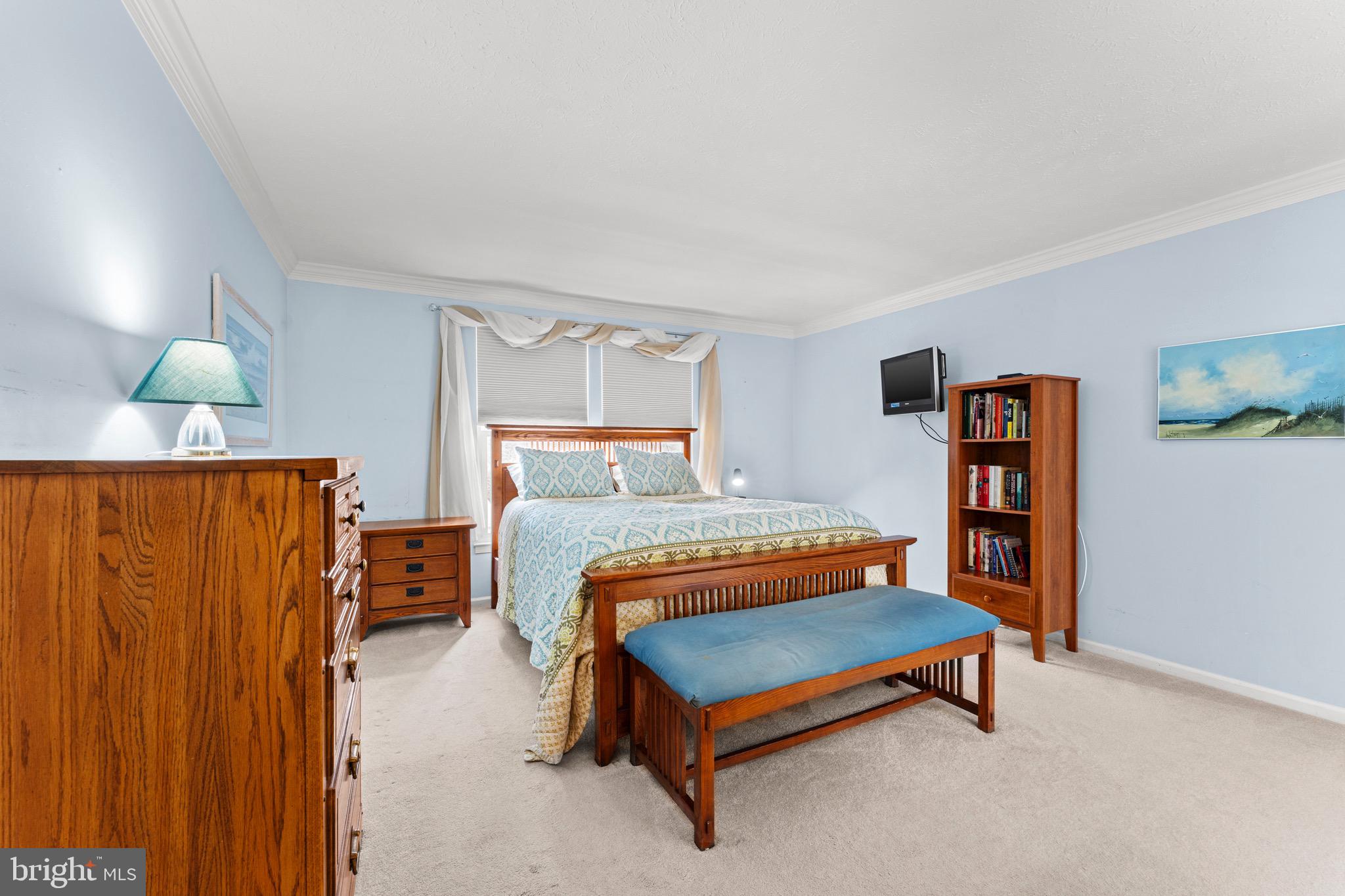 MONTCLAIR - Residential