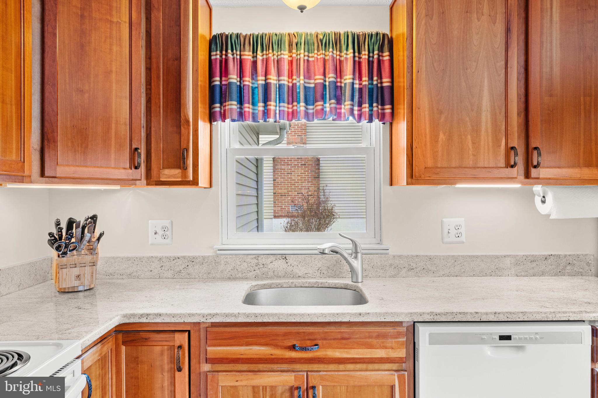 MONTCLAIR - Residential