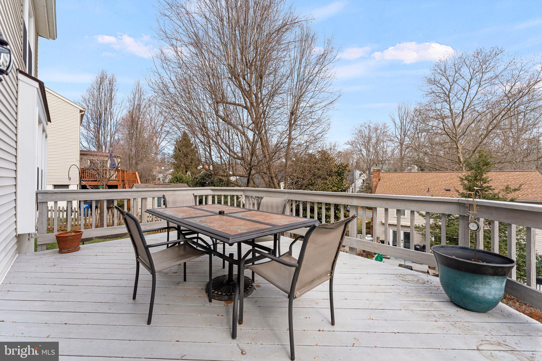 MONTCLAIR - Residential