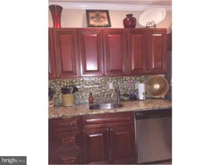 PORT RICHMOND - Residential