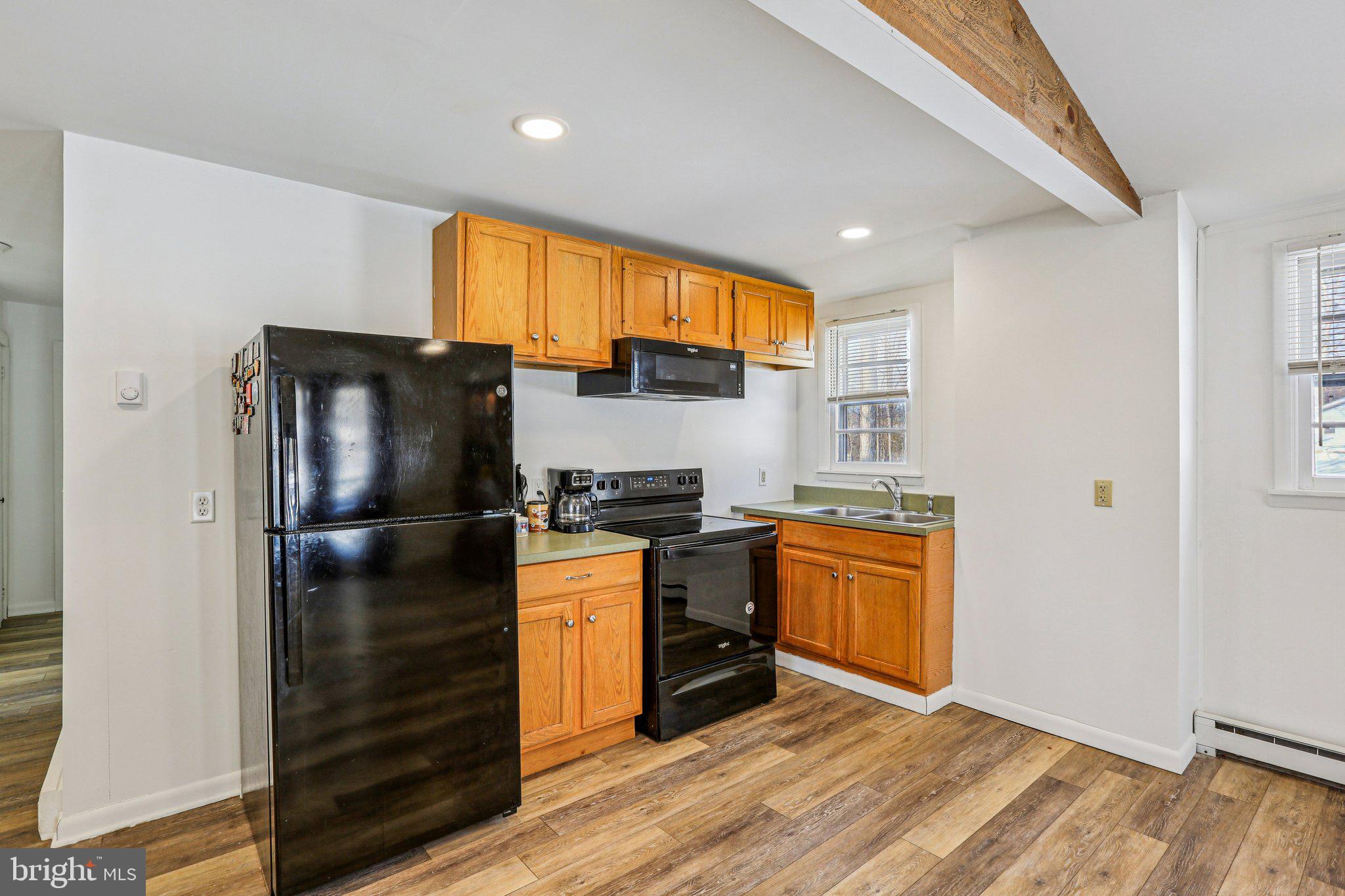 LAKE HERITAGE - Residential