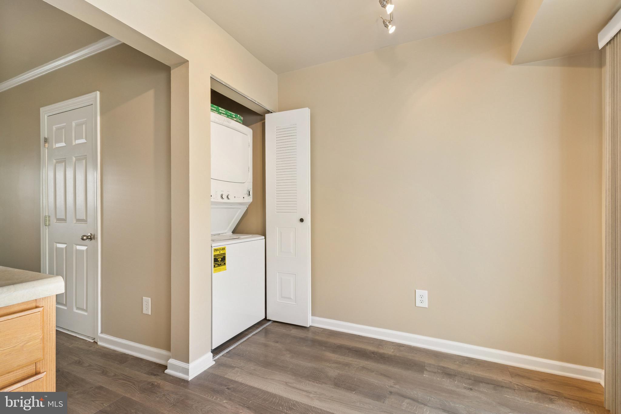 PROVIDENCE VILLAGE - Residential