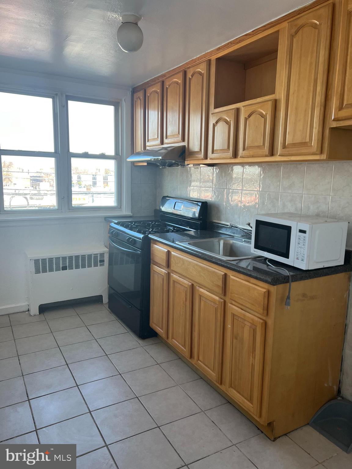MAYFAIR - Residential Lease