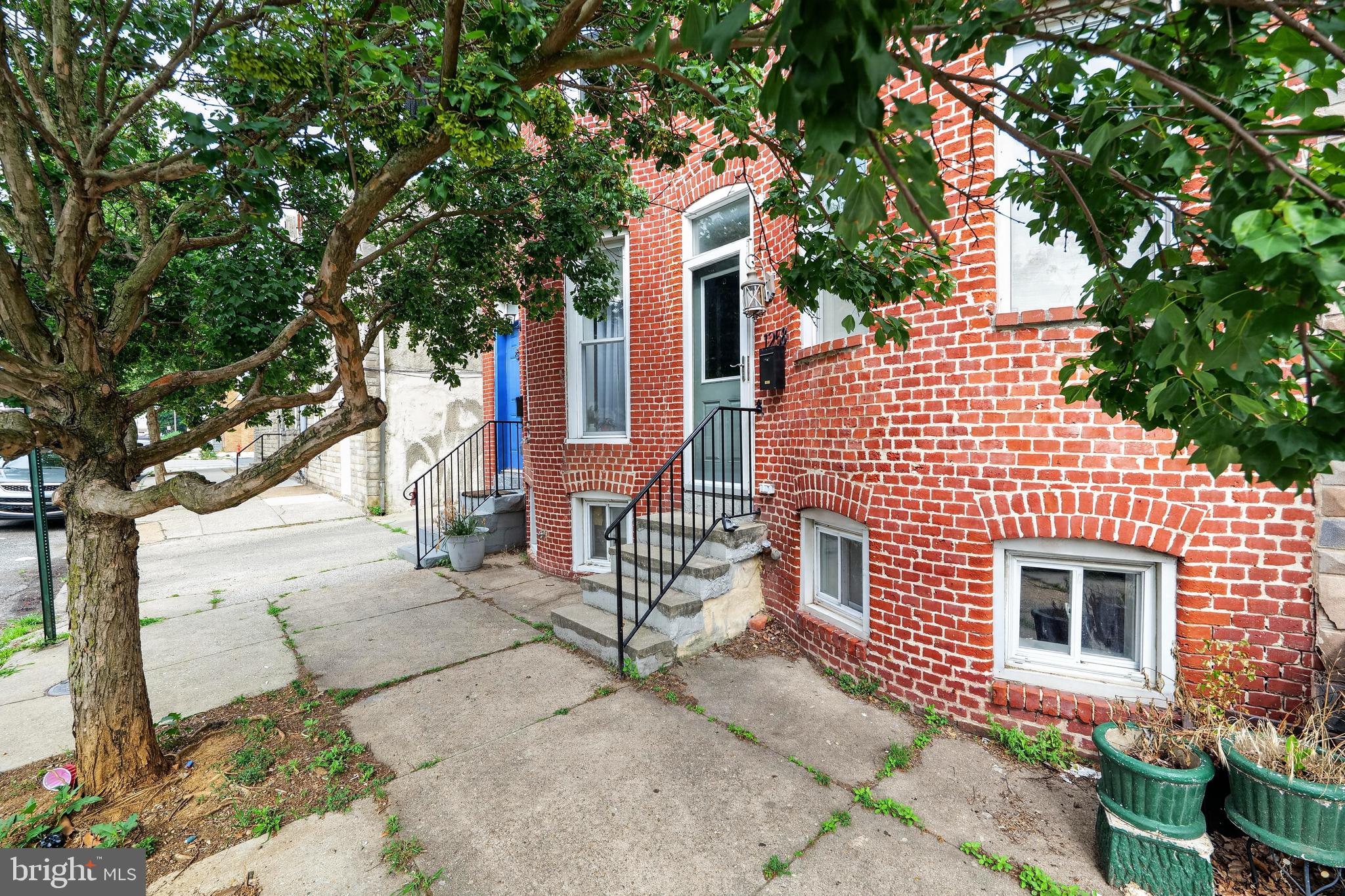 WASHINGTON VILLAGE - Residential