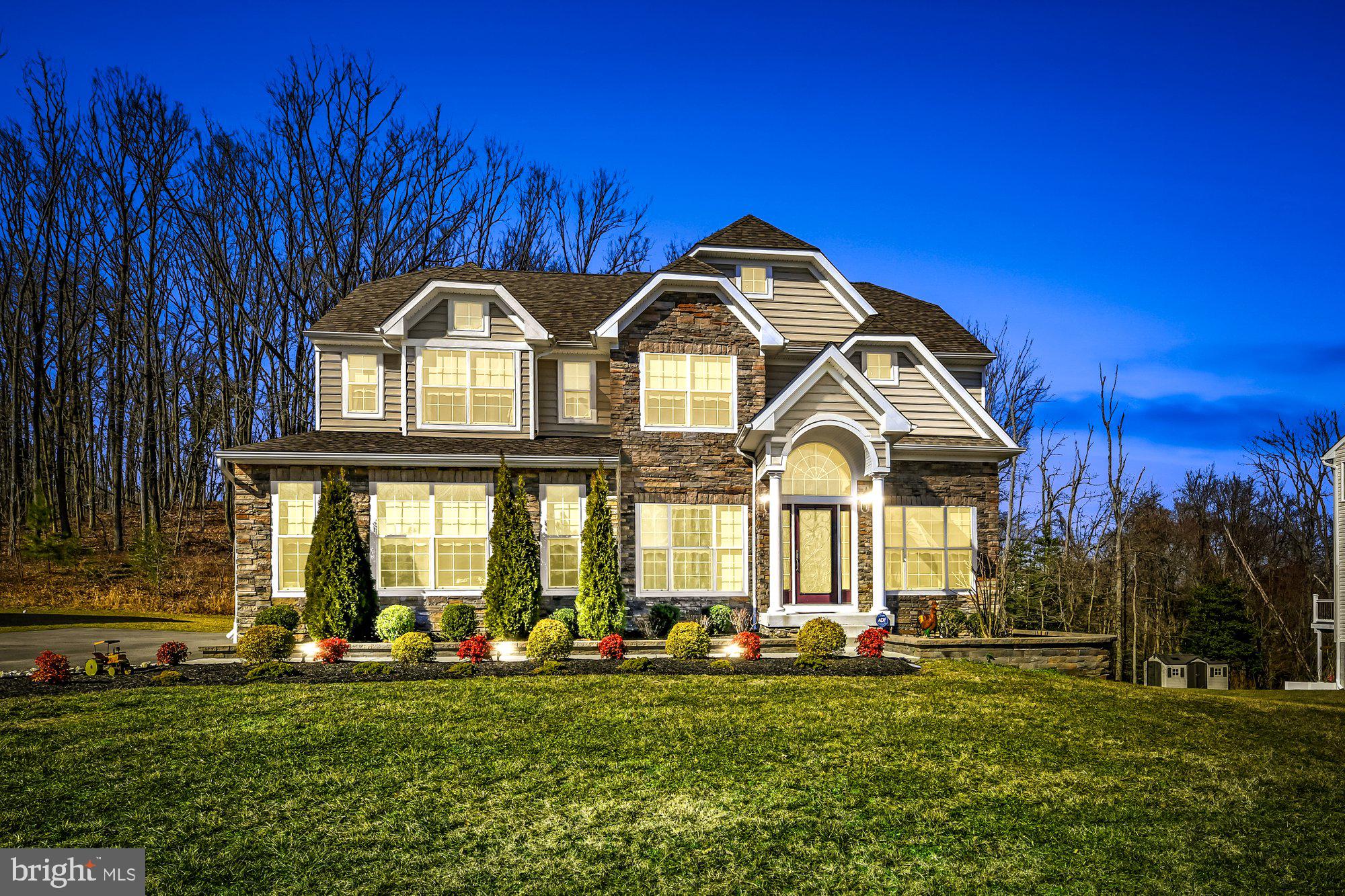 LEELAND WOODS - Residential