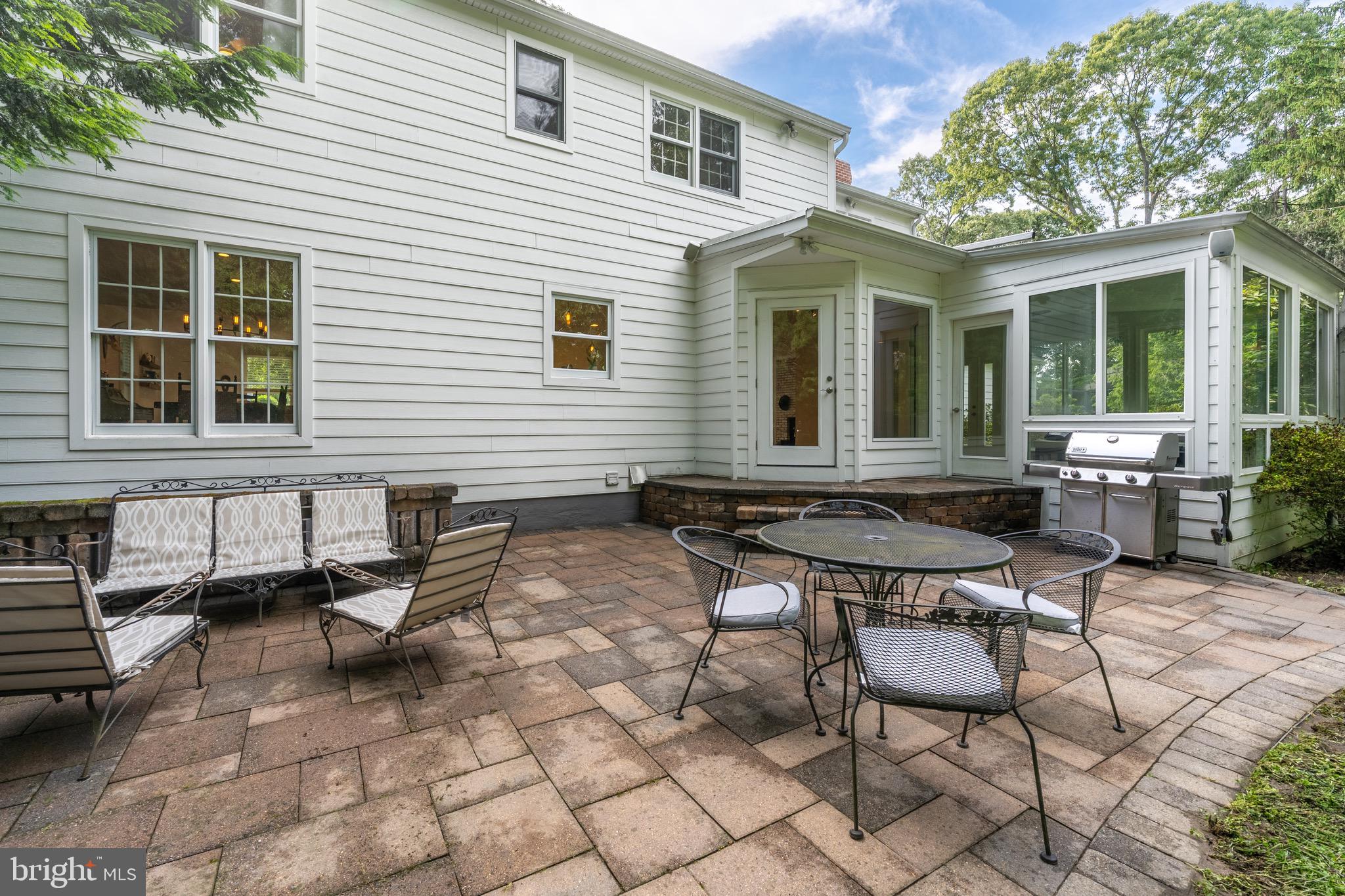 FAIR OAKS ON THE MAGOTHY - Residential