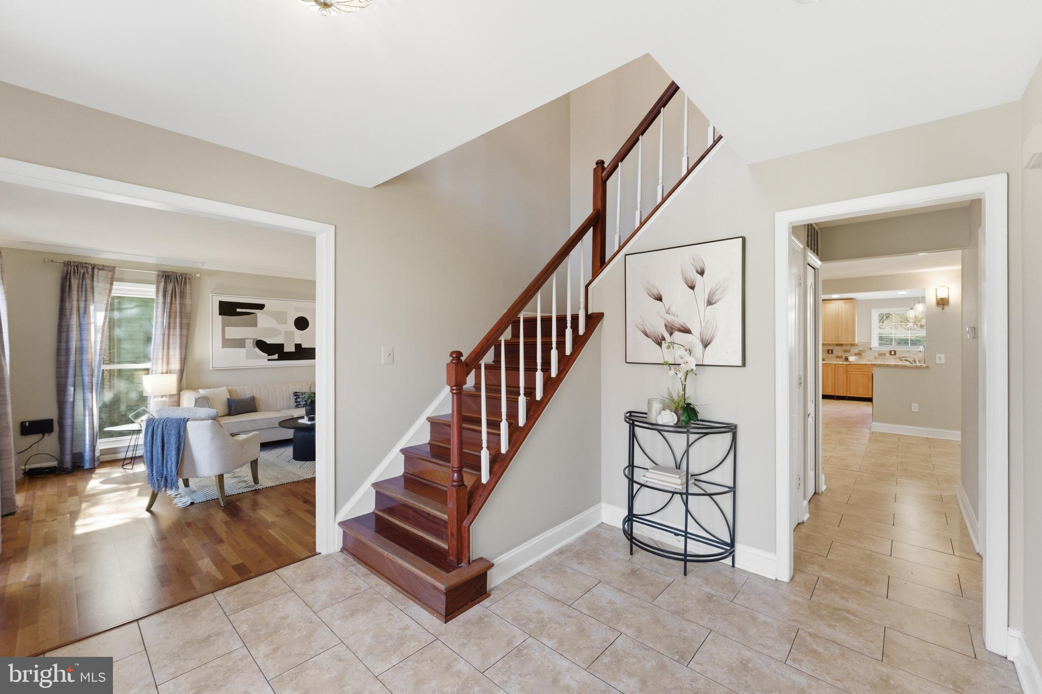 SHERWOOD FOREST MANOR - Residential