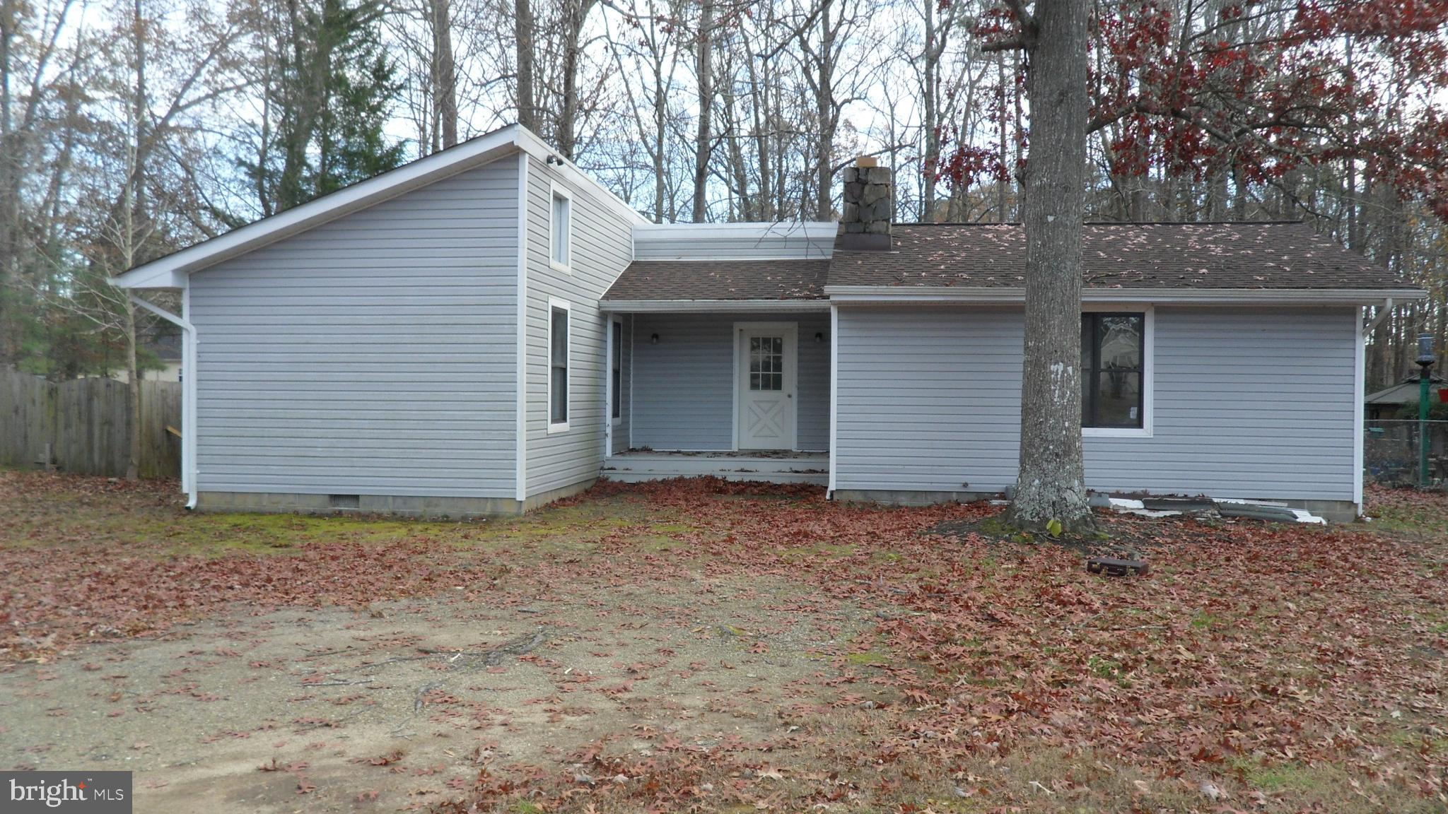 LAKE CAROLINE - Residential
